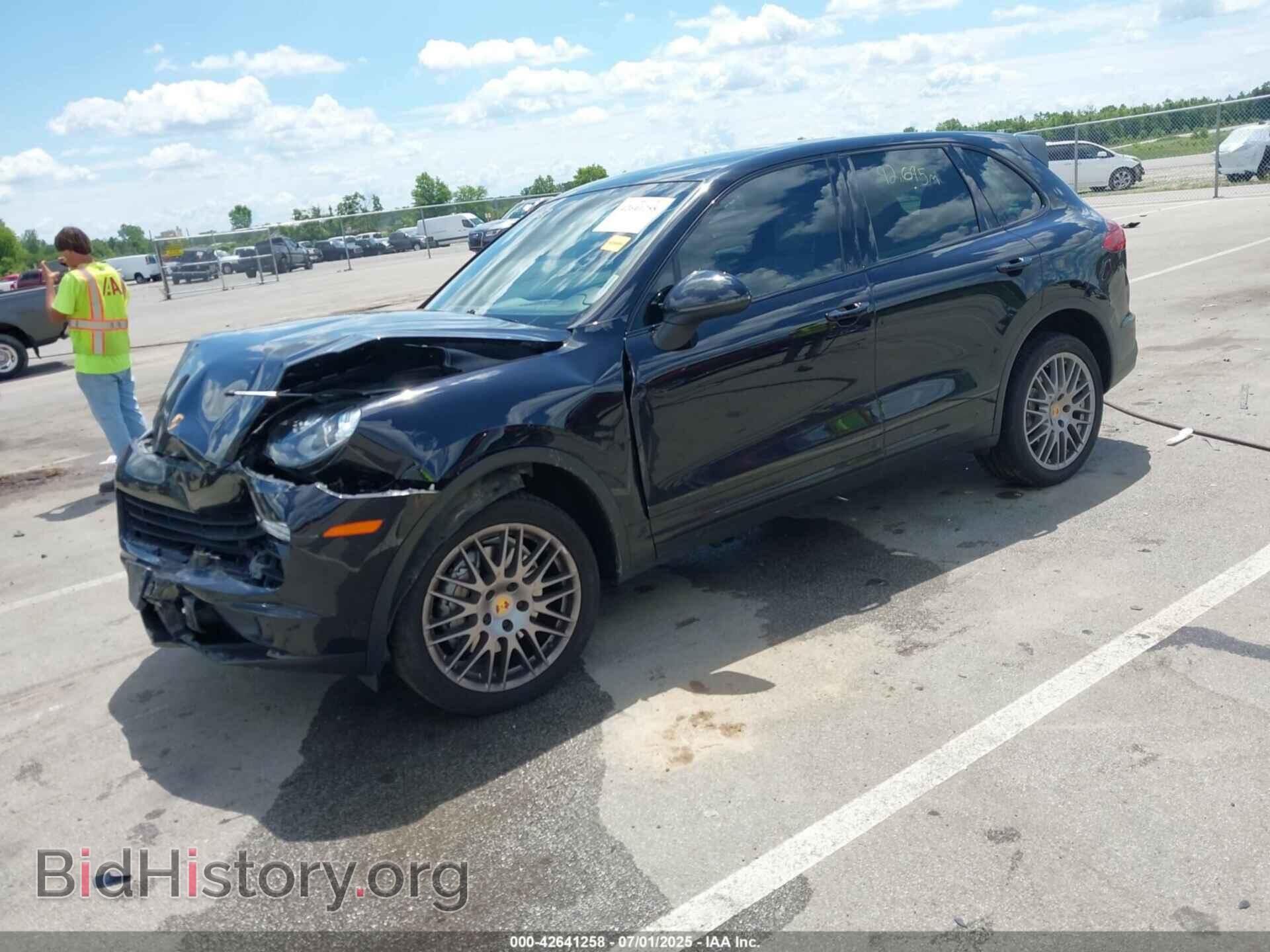 2016 PORSCHE CAYENNE - VIN: WP1AB2A26GLA95813 - Фото 2