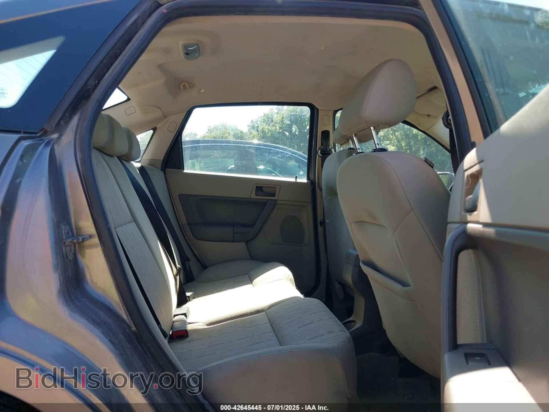 2011 FORD FOCUS - VIN: 1FAHP3FN8BW179655 - Фото 8