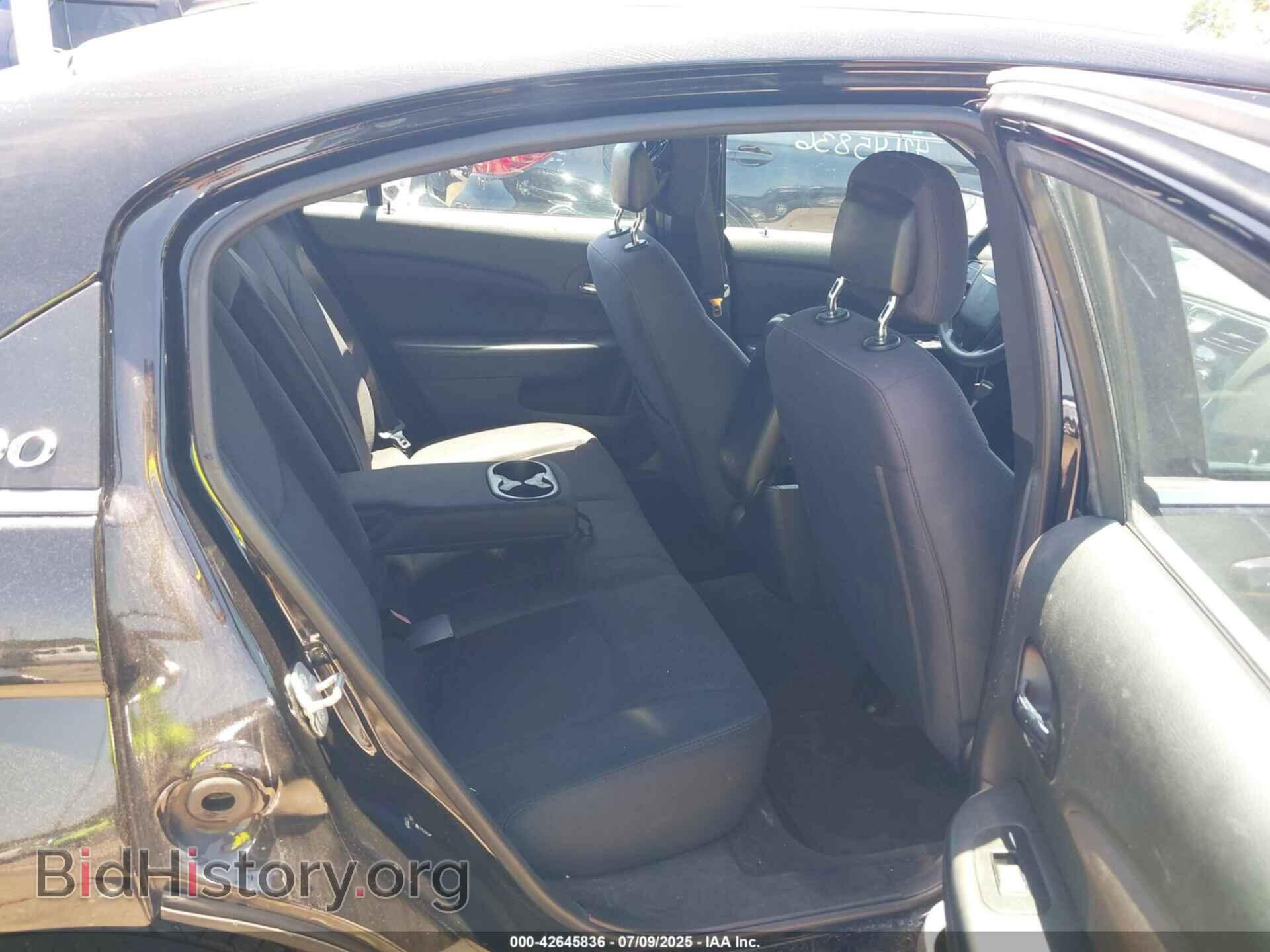 2014 CHRYSLER 200 - VIN: 1C3CCBAB4EN209062 - Фото 8