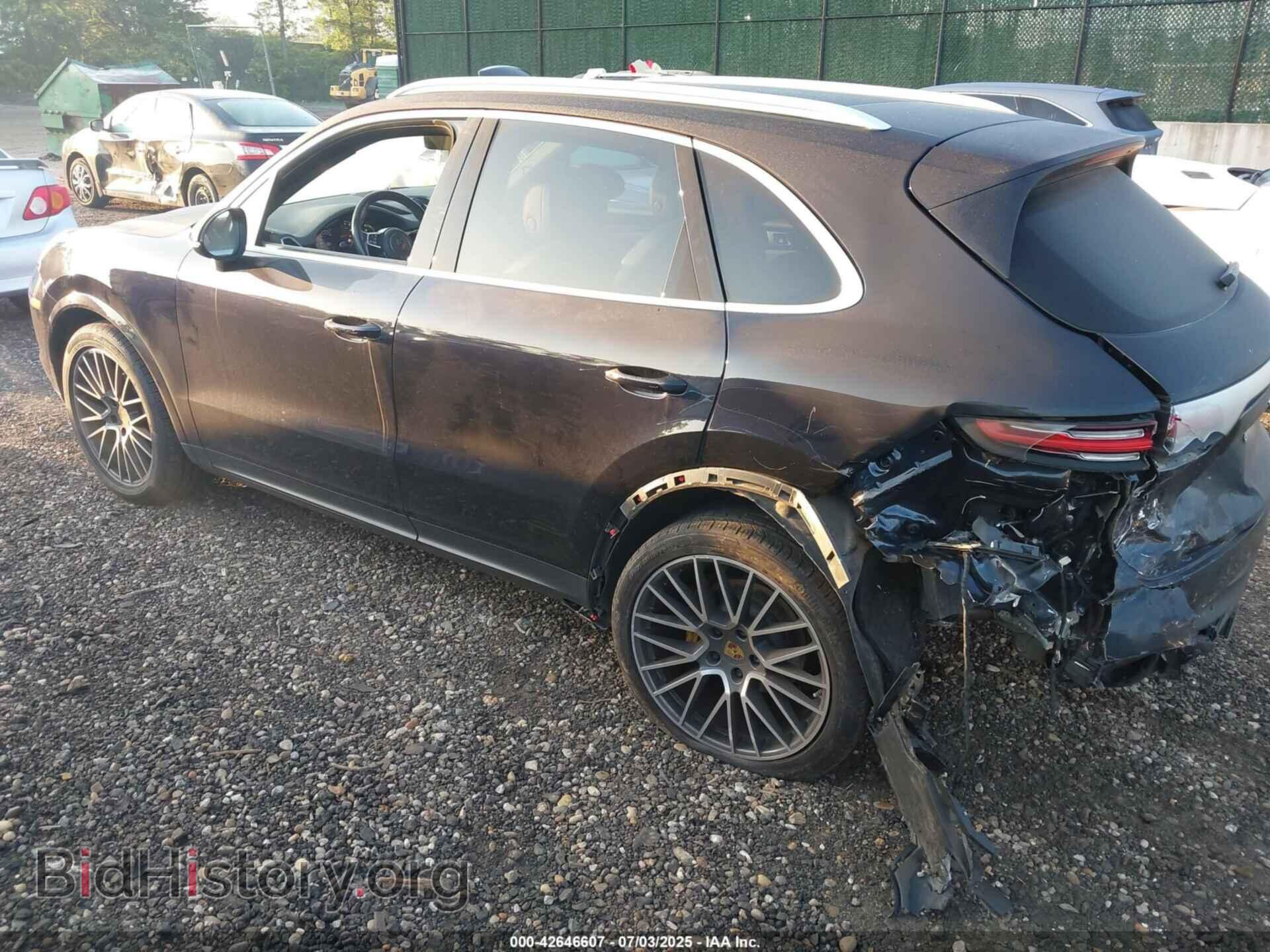 2021 PORSCHE CAYENNE - VIN: WP1AA2AY5MDA01823 - Photo 3
