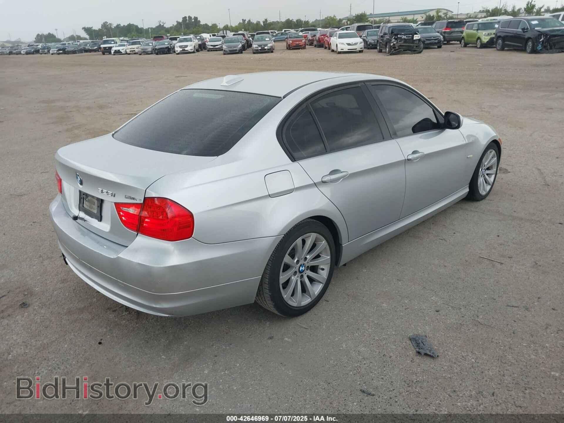 2011 BMW 328I - VIN: WBAPH7C57BE851884 - Фото 4
