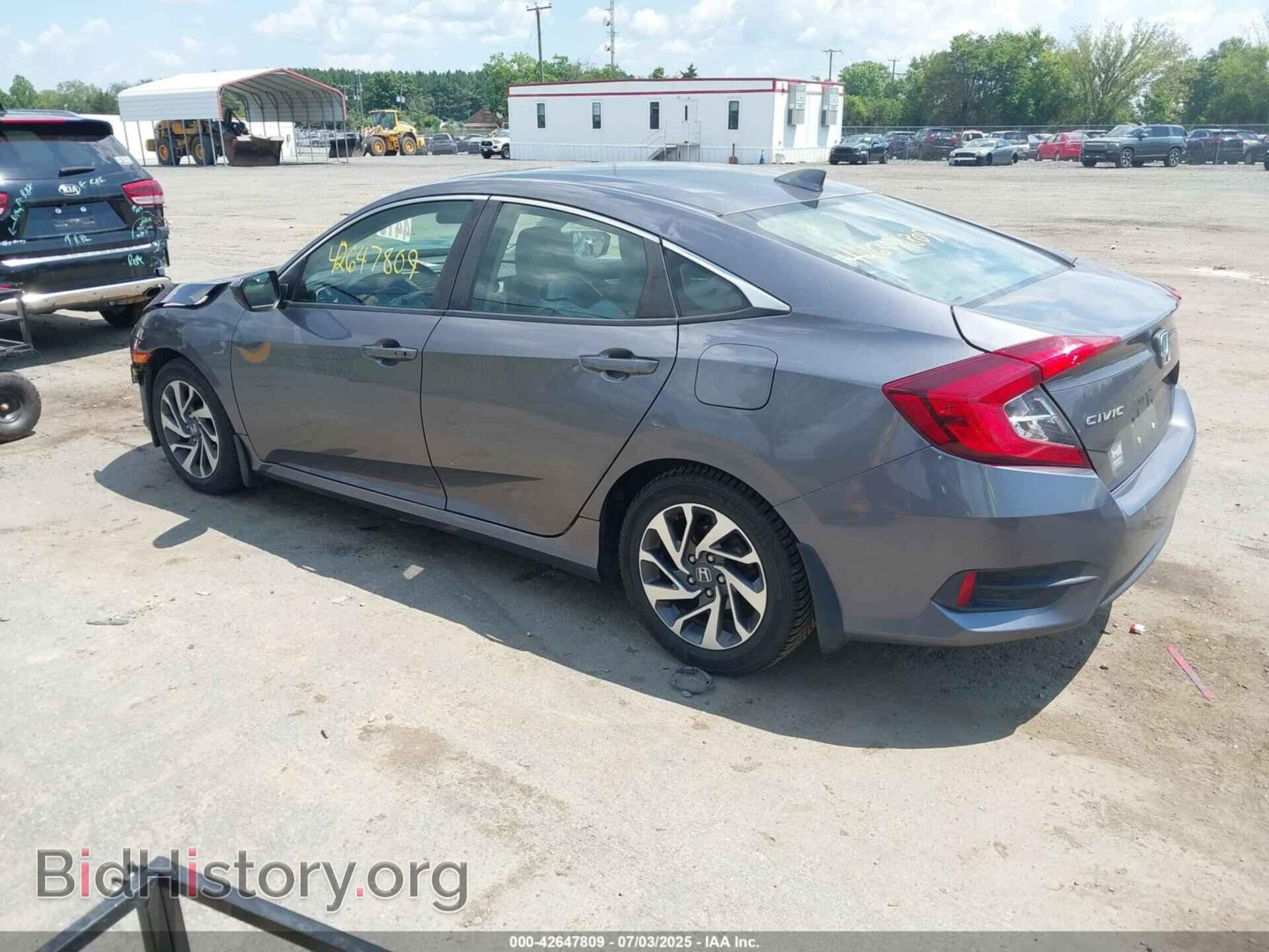 2017 HONDA CIVIC - VIN: 19XFC2F78HE218319 - Фото 3