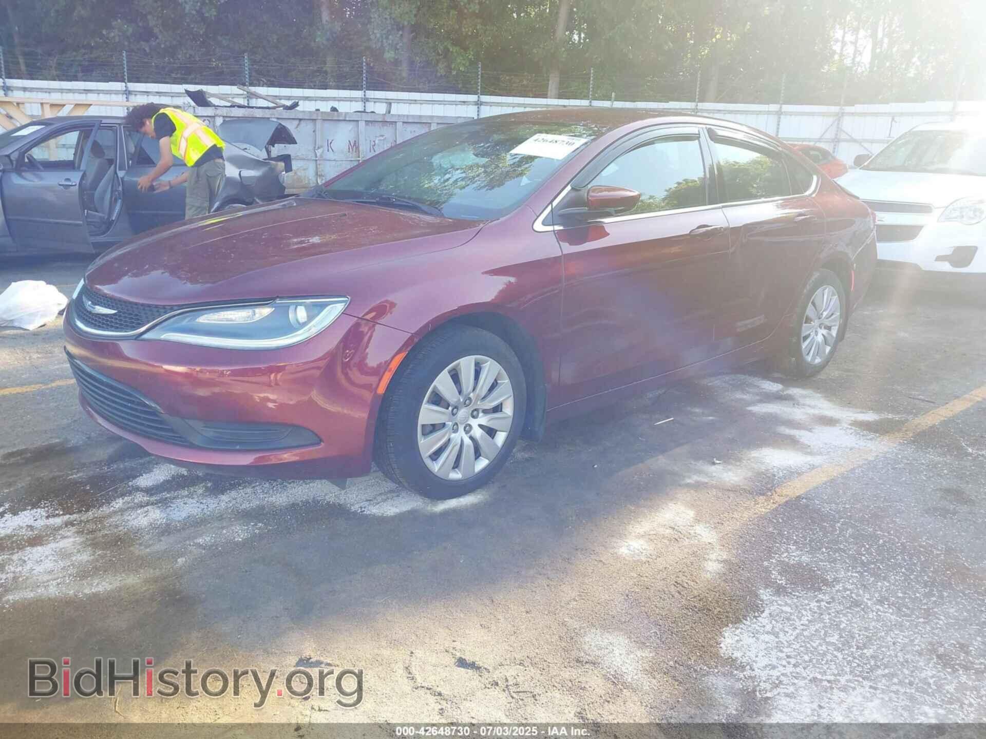 2016 CHRYSLER 200 - VIN: 1C3CCCFB5GN180317 - Фото 2