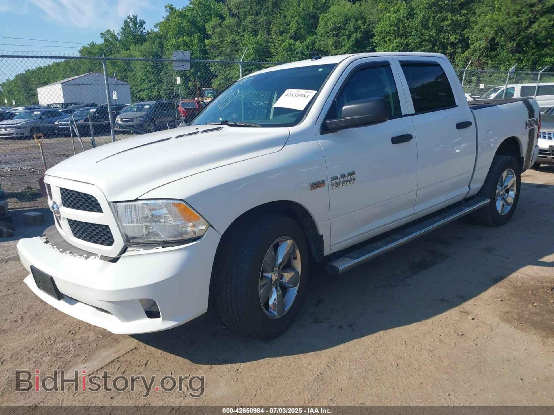 2014 RAM 1500 - VIN: 3C6RR7KT4EG288693 - Фото 2