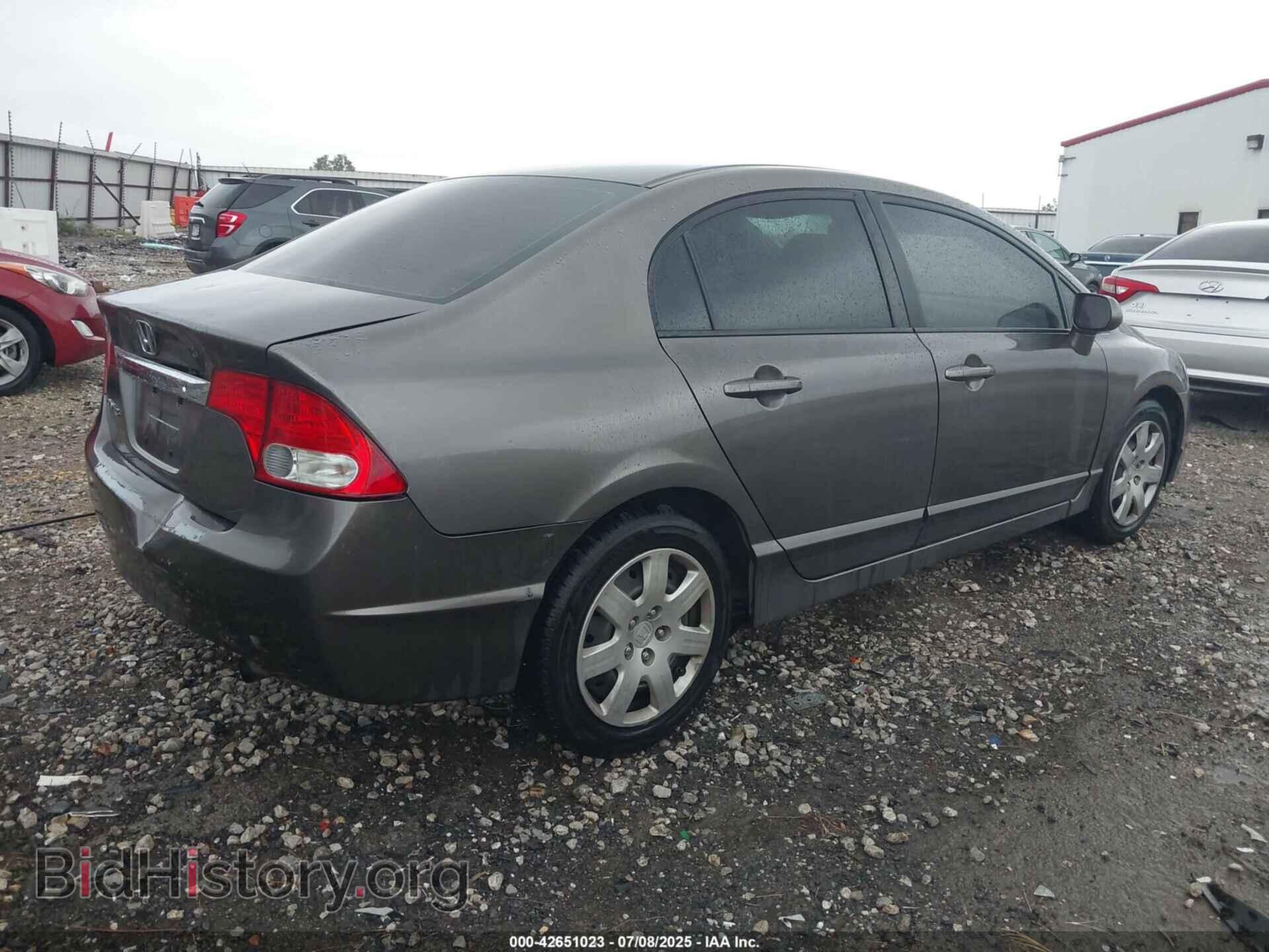 2010 HONDA CIVIC - VIN: 19XFA1F59AE013130 - Фото 4