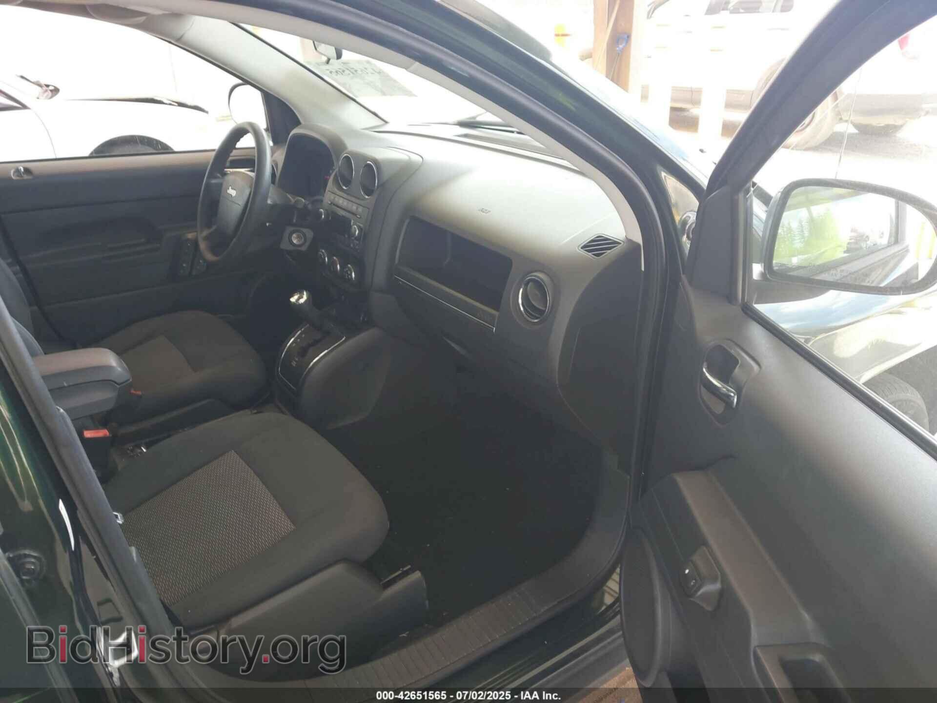 2010 JEEP COMPASS - VIN: 1J4NF1FB0AD622928 - Фото 5