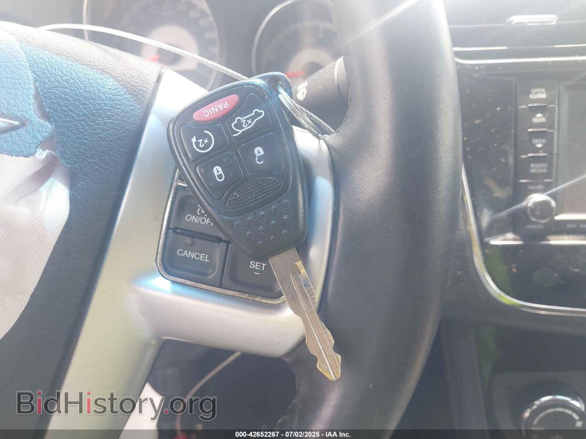 2013 CHRYSLER 200 - VIN: 1C3CCBCG4DN632716 - Фото 11