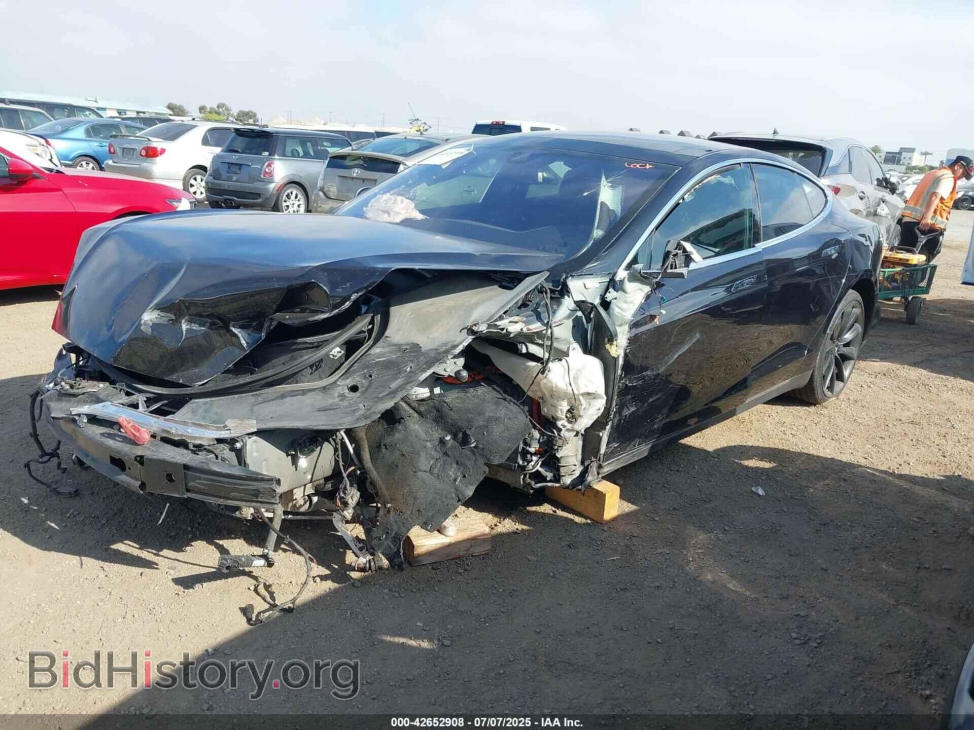 2015 TESLA MODEL S - VIN: 5YJSA4H26FF092504 - Photo 2