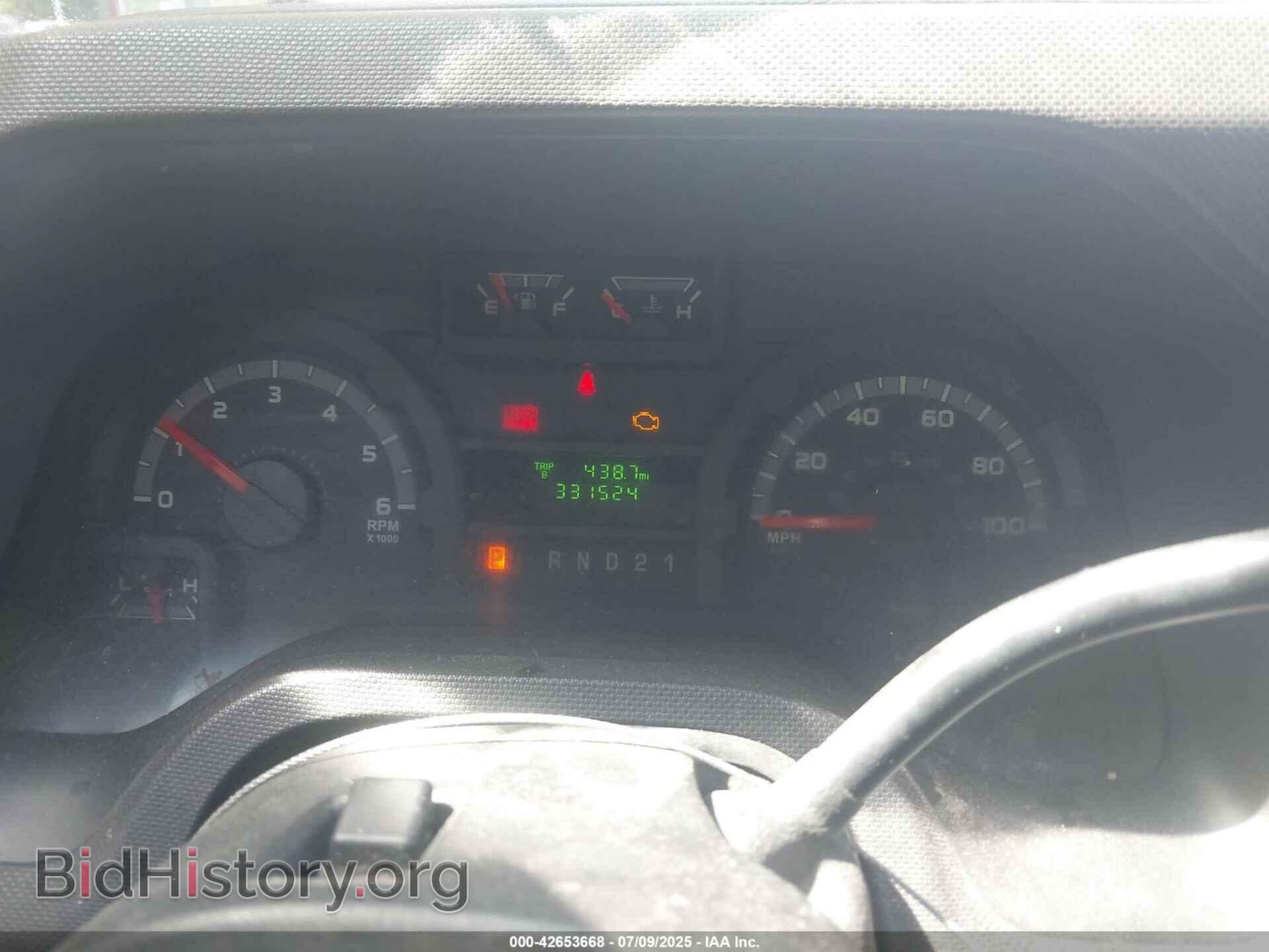 2011 FORD E-250 - VIN: 1FTNE2EW8BDA99226 - Фото 7