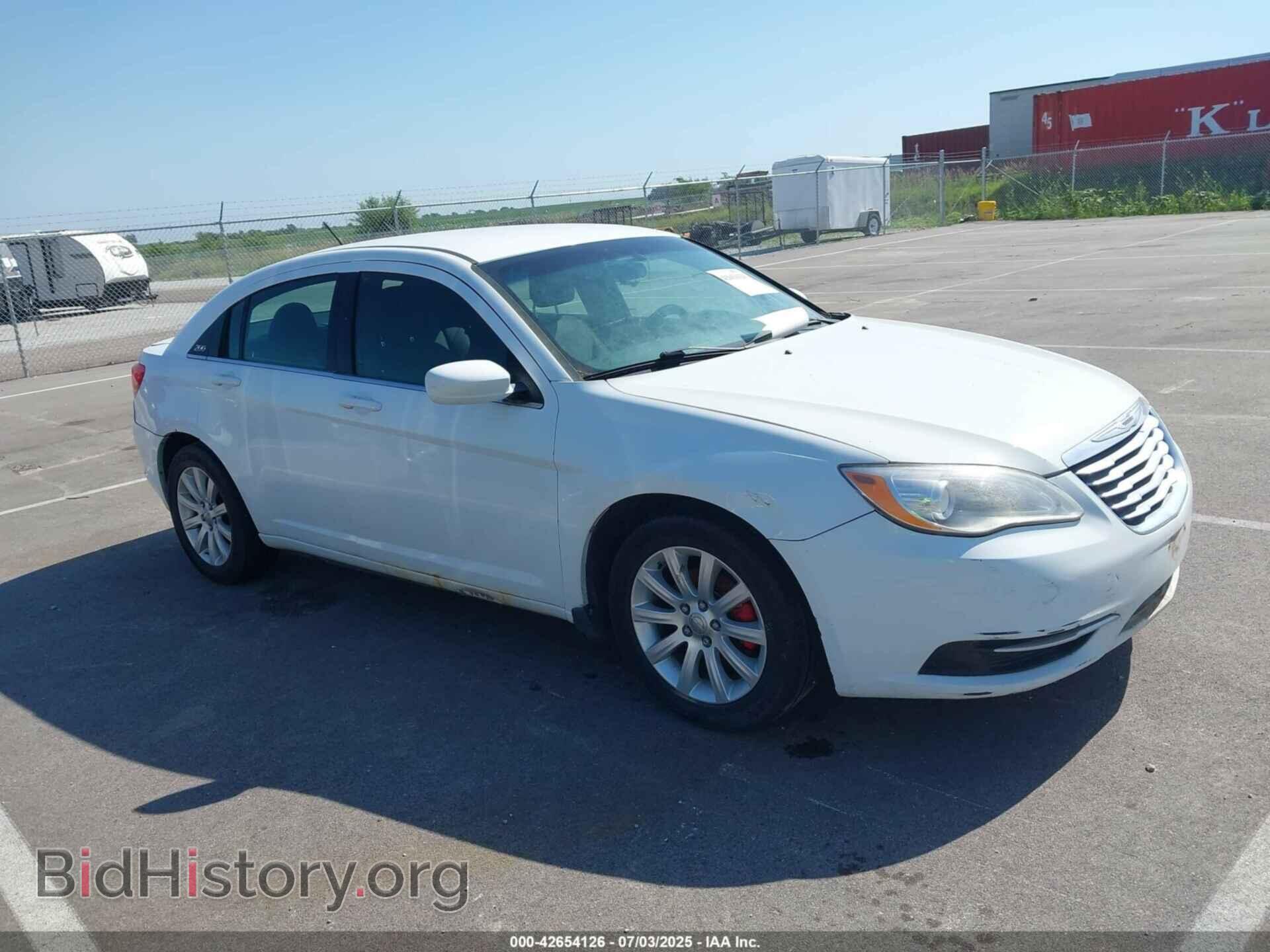 Photo 1C3CCBBG3DN678166 - CHRYSLER 200 2013