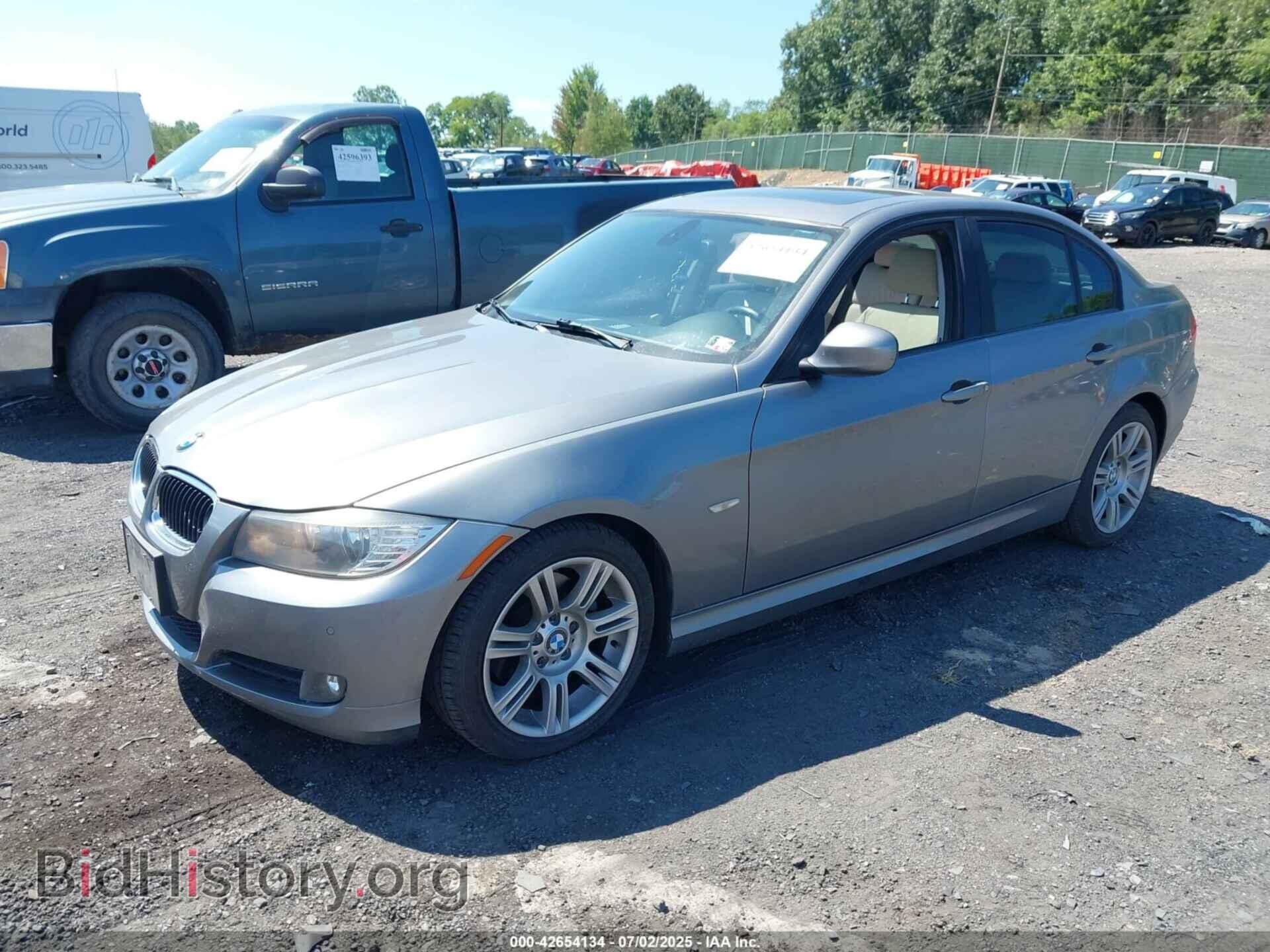 2011 BMW 328I - VIN: WBAPH7C51BE852089 - Фото 2