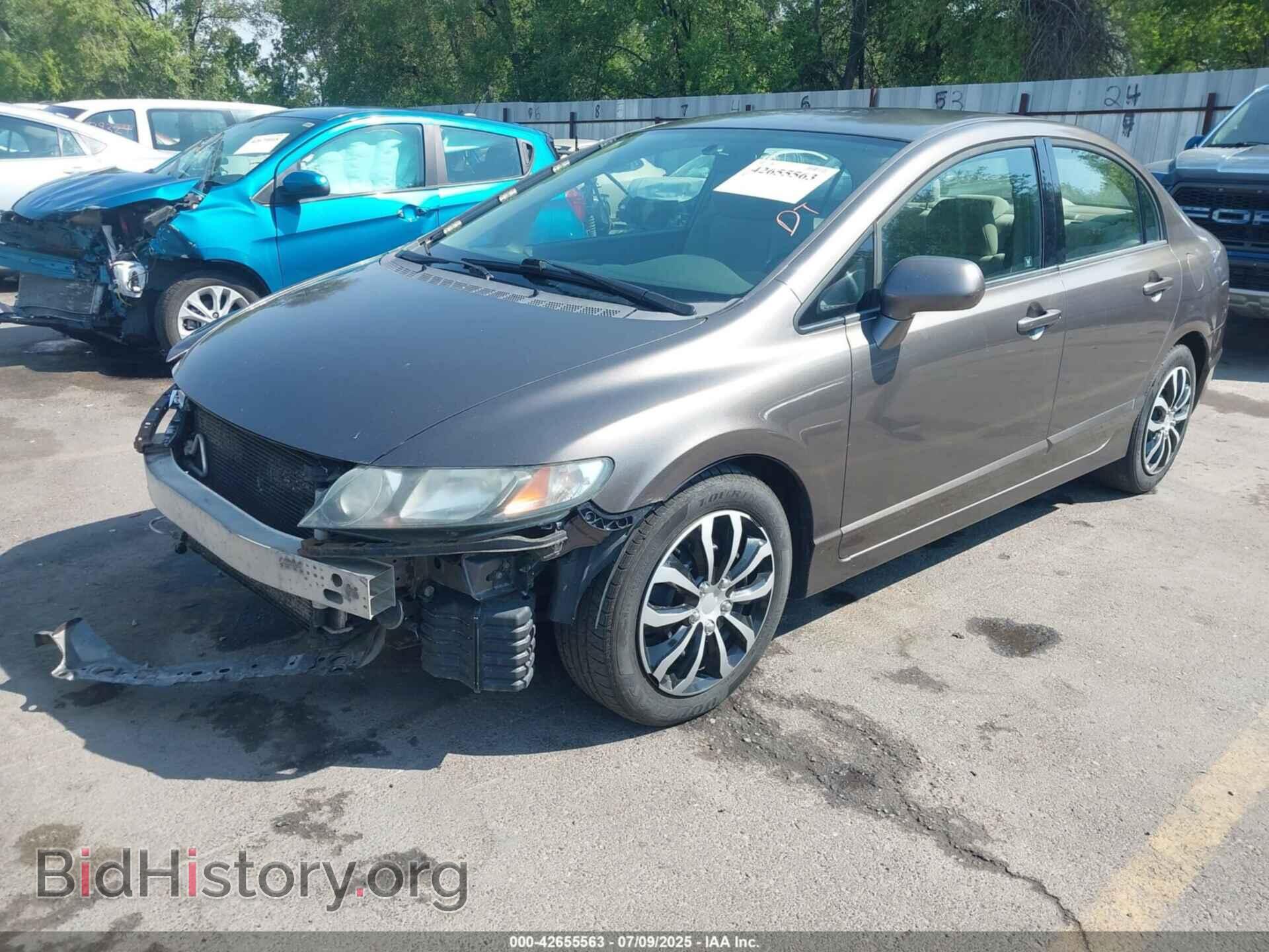 2010 HONDA CIVIC - VIN: 19XFA1F58AE007366 - Фото 2