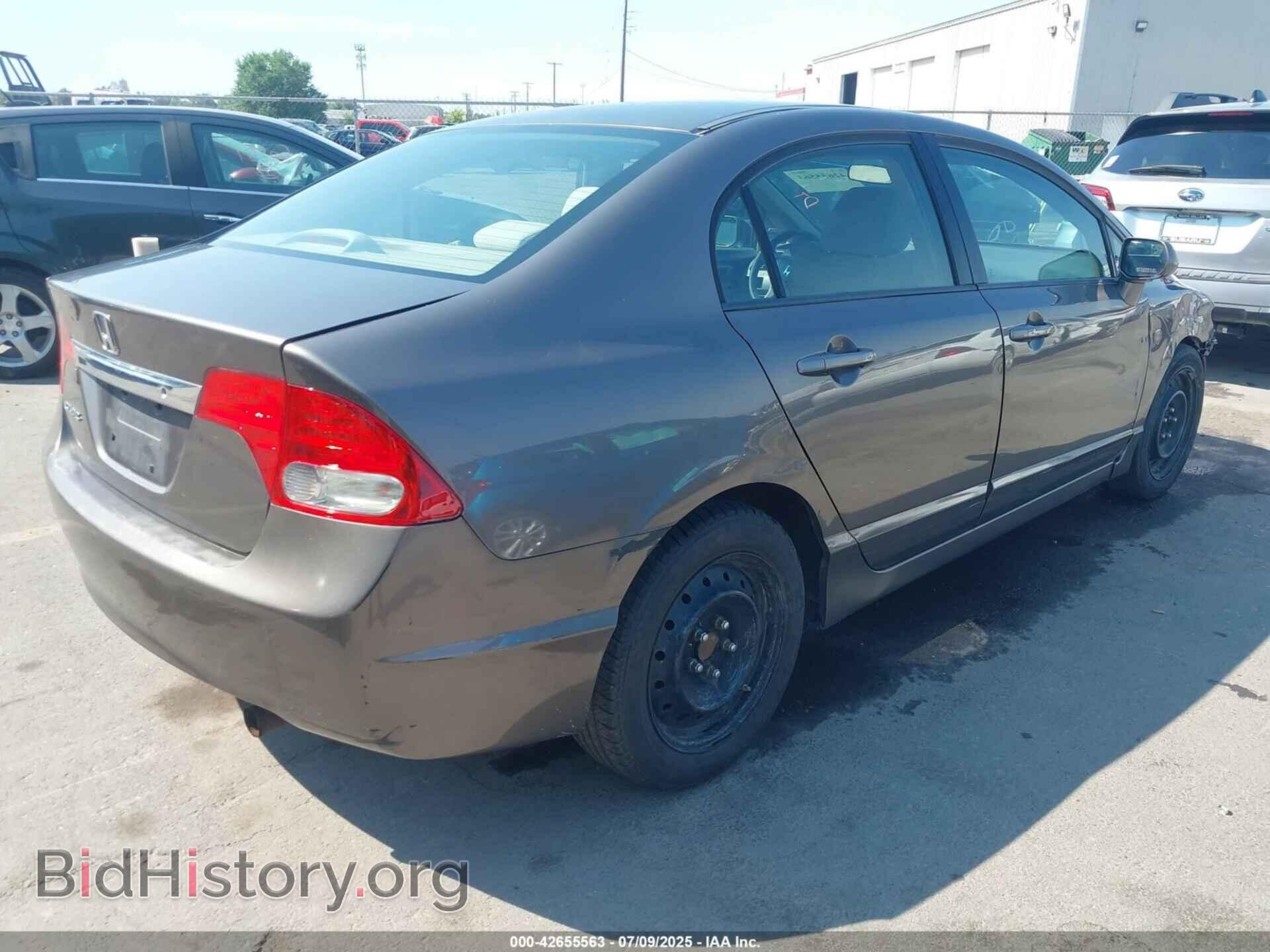 2010 HONDA CIVIC - VIN: 19XFA1F58AE007366 - Фото 4