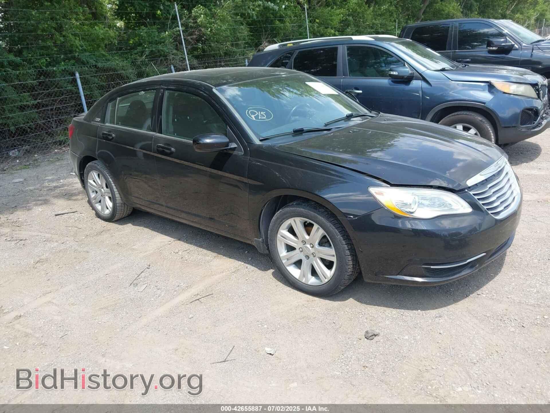Photo 1C3CCBBB4DN539331 - CHRYSLER 200 2013