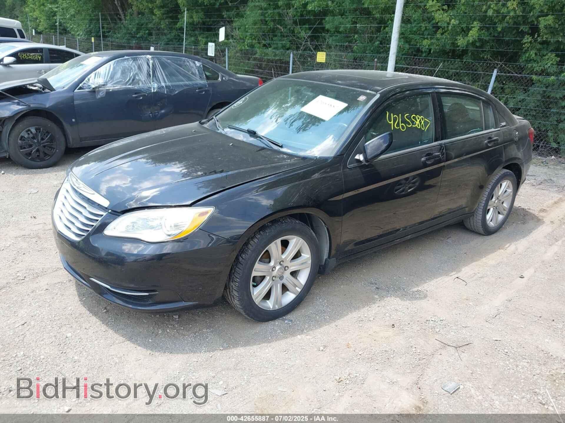 2013 CHRYSLER 200 - VIN: 1C3CCBBB4DN539331 - Photo 2