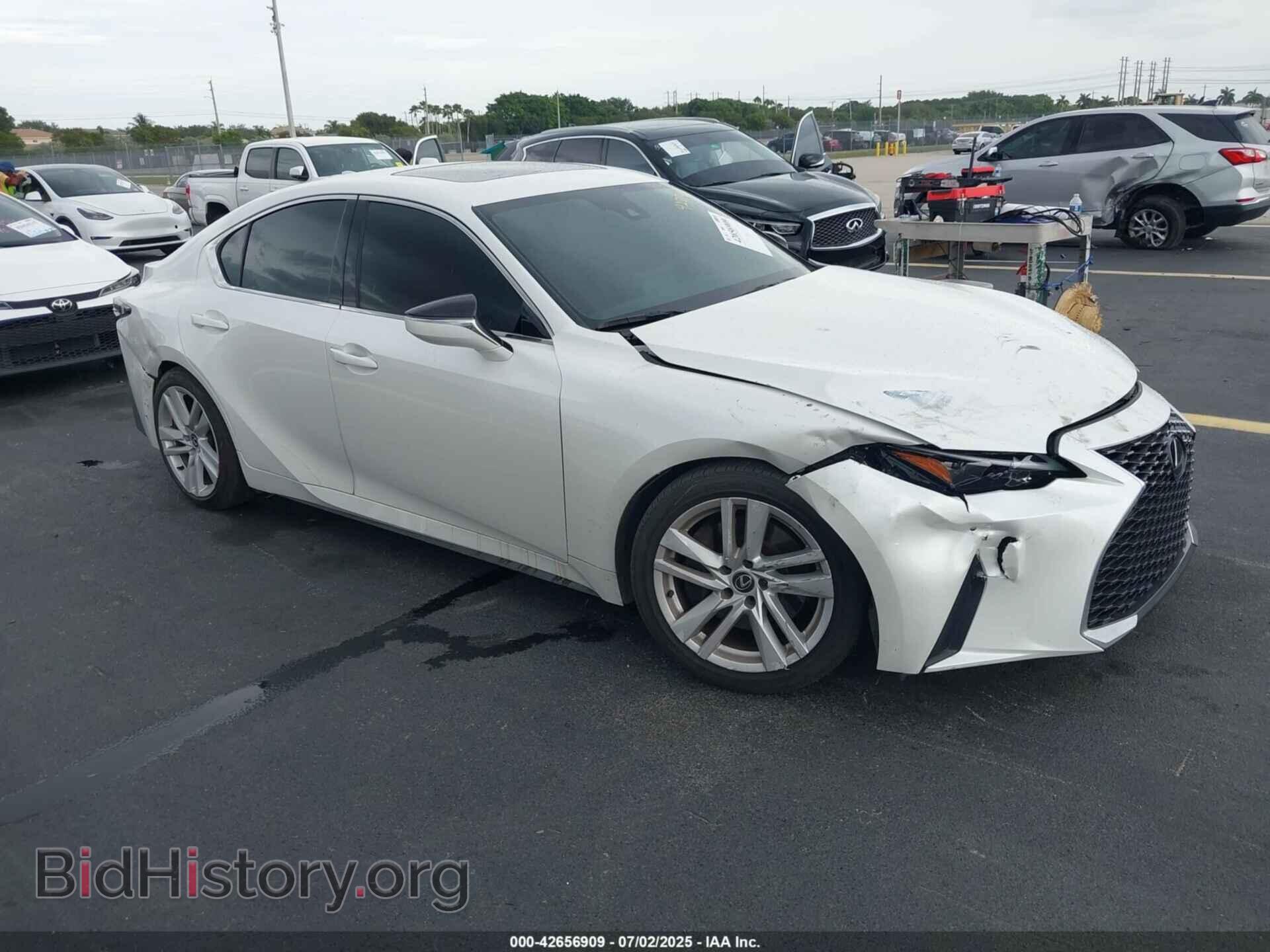 Photo JTHCA1D28P5127702 - LEXUS IS 300 2023