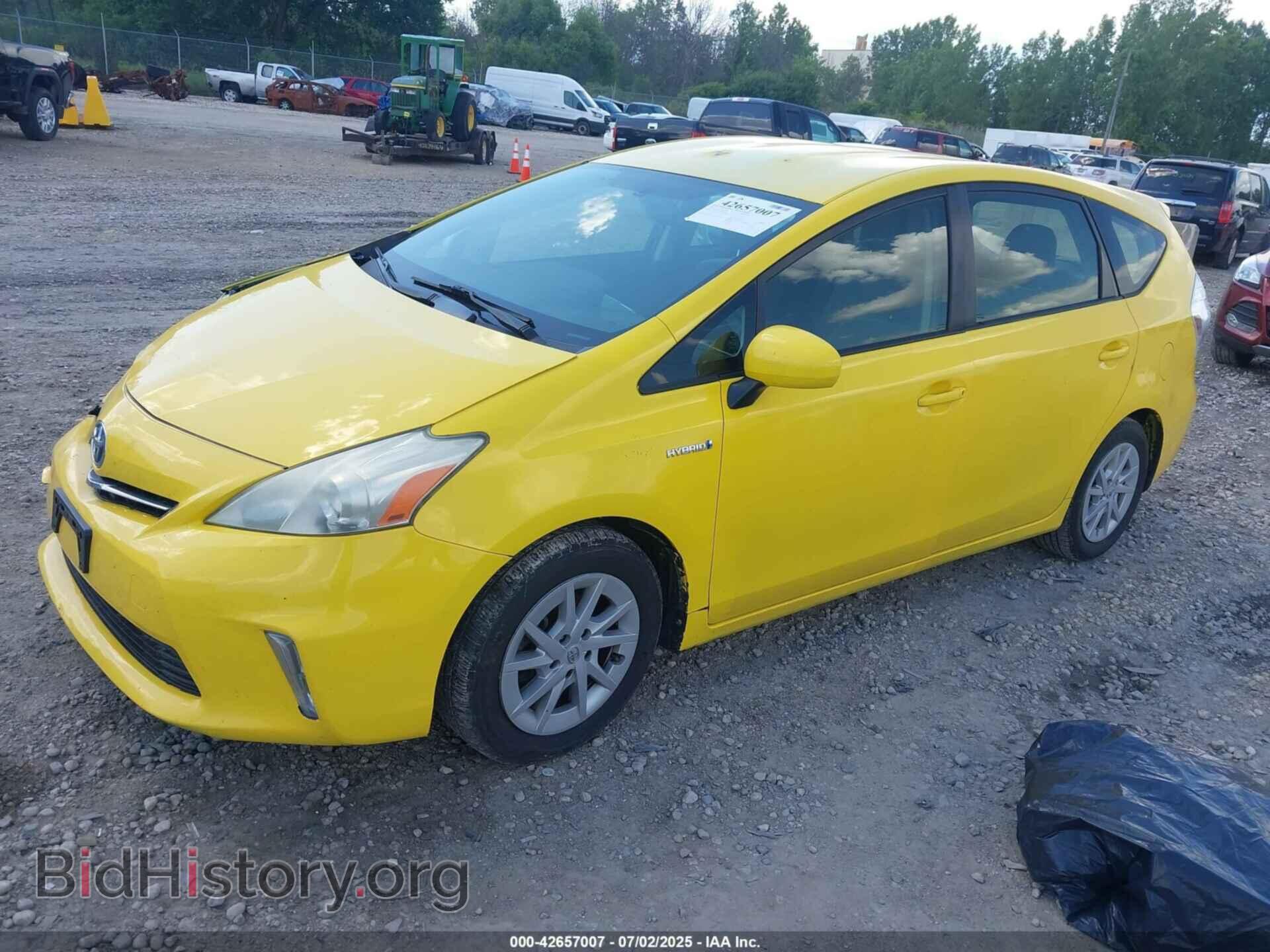2013 TOYOTA PRIUS V - VIN: JTDZN3EU5D3189366 - Фото 2