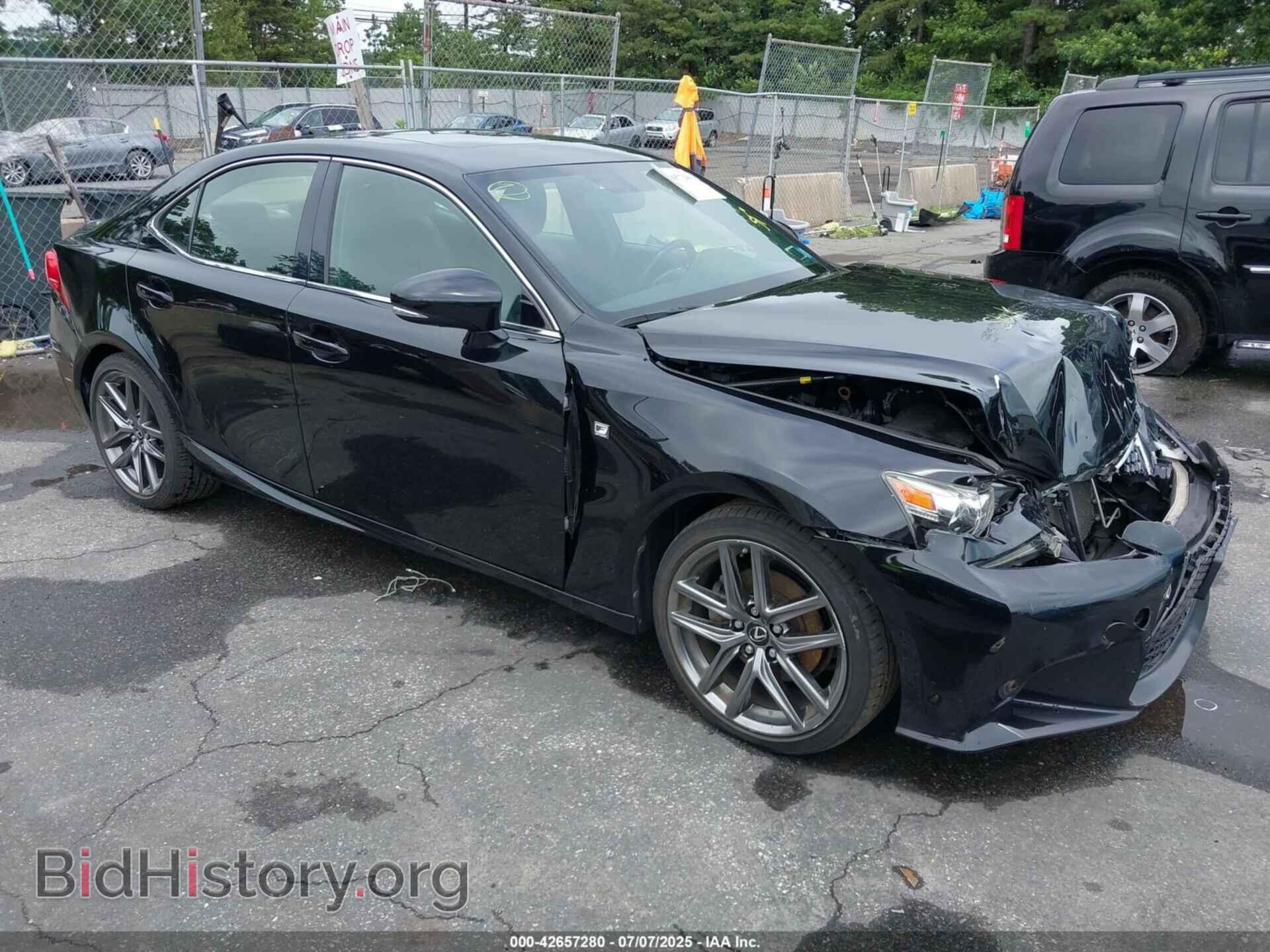 Фотография JTHCF1D26F5026304 - LEXUS IS 250 2015