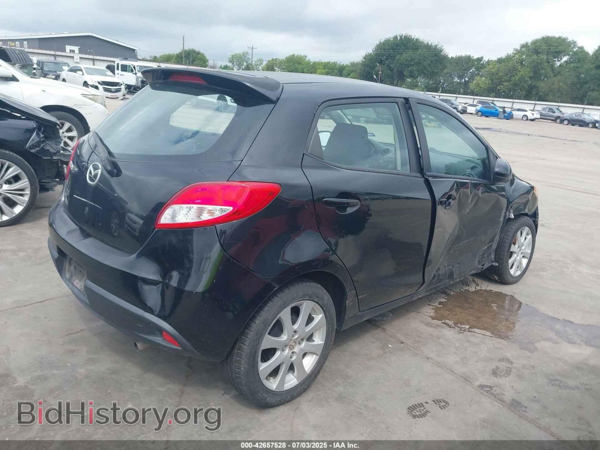 2011 MAZDA MAZDA2 - VIN: JM1DE1HY9B0121258 - Фото 4