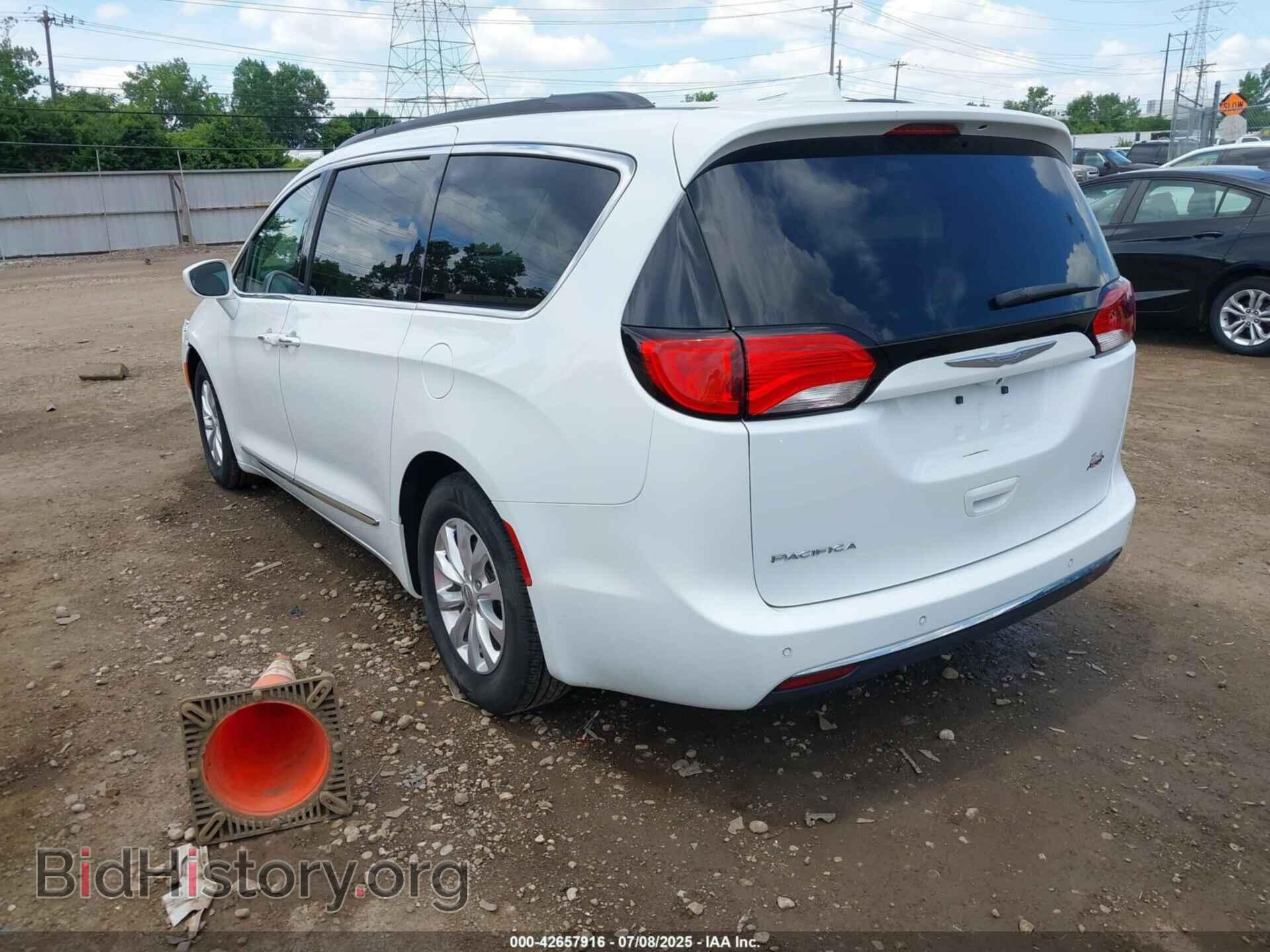 2017 CHRYSLER PACIFICA - VIN: 2C4RC1BG8HR788350 - Фото 3