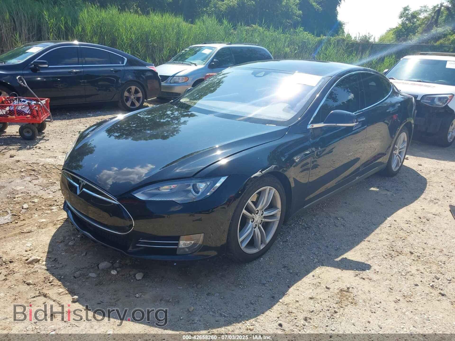 2015 TESLA MODEL S - VIN: 5YJSA1S21FF096872 - Фото 2