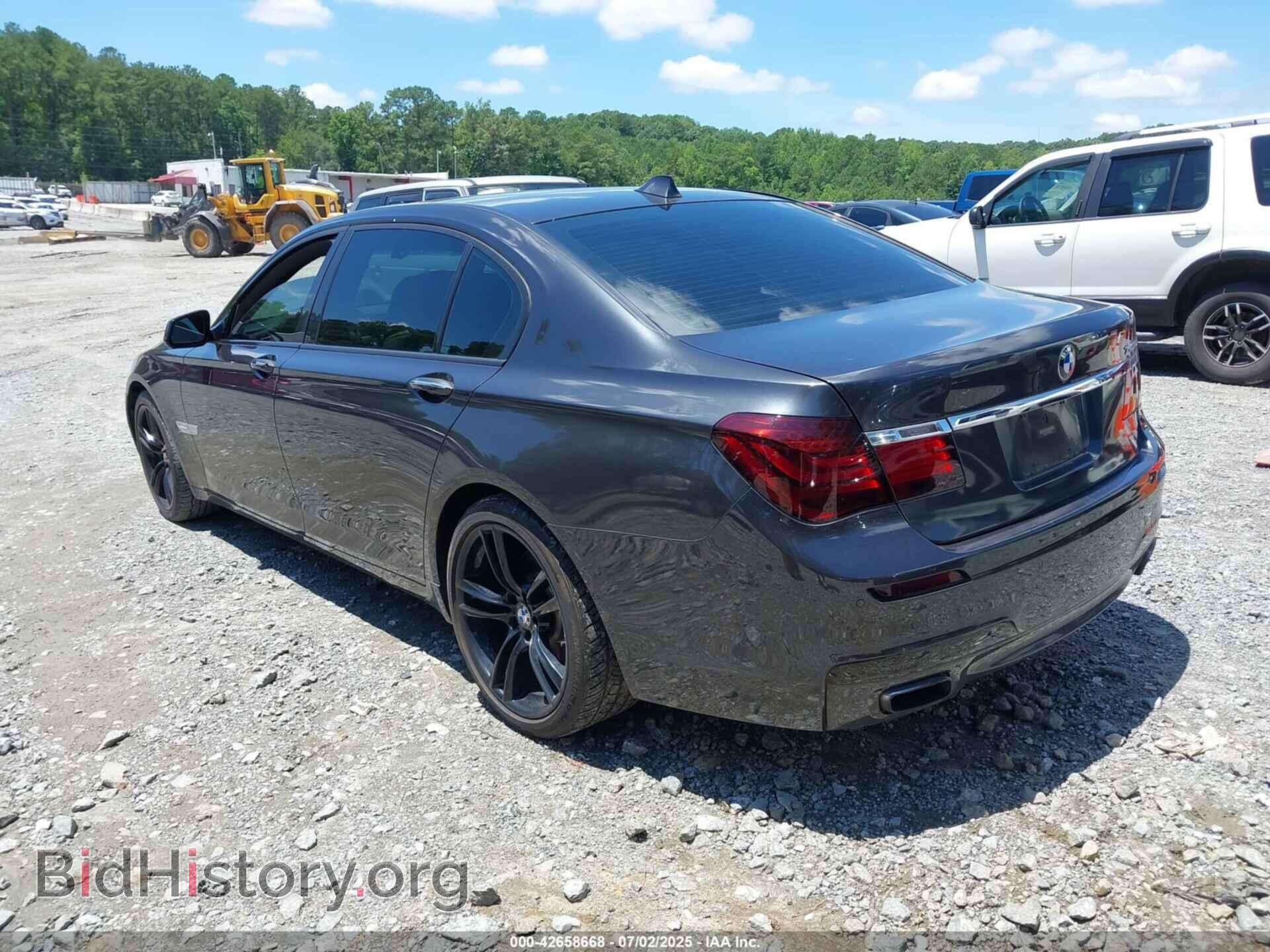 2012 BMW 740LI - VIN: WBAKB4C5XCC575580 - Фото 3