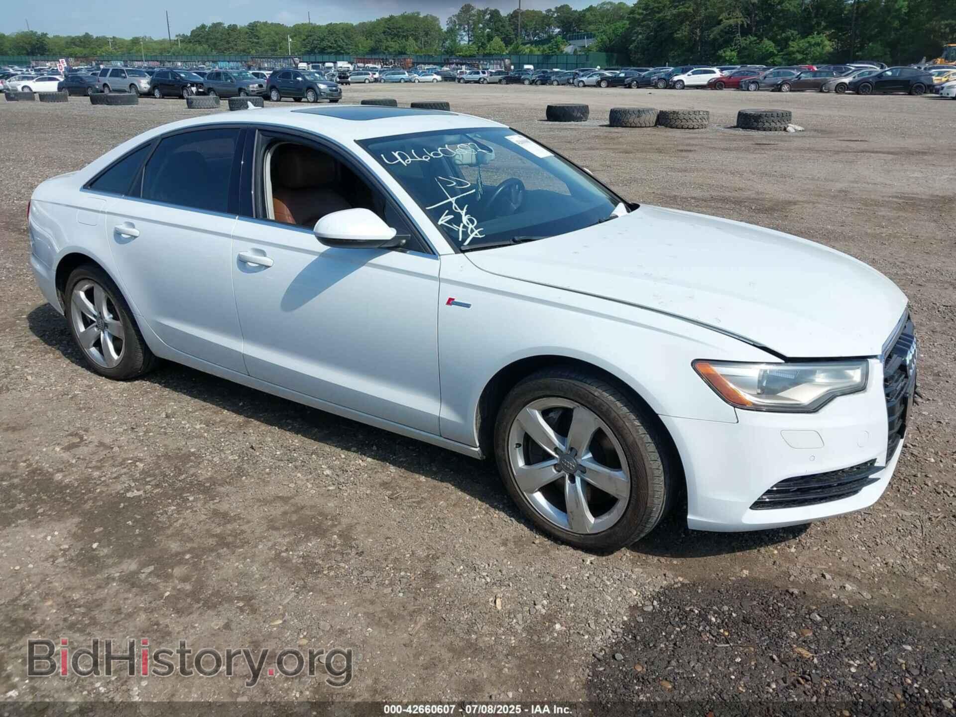 Photo WAUGGAFC8CN073476 - AUDI A6 2012