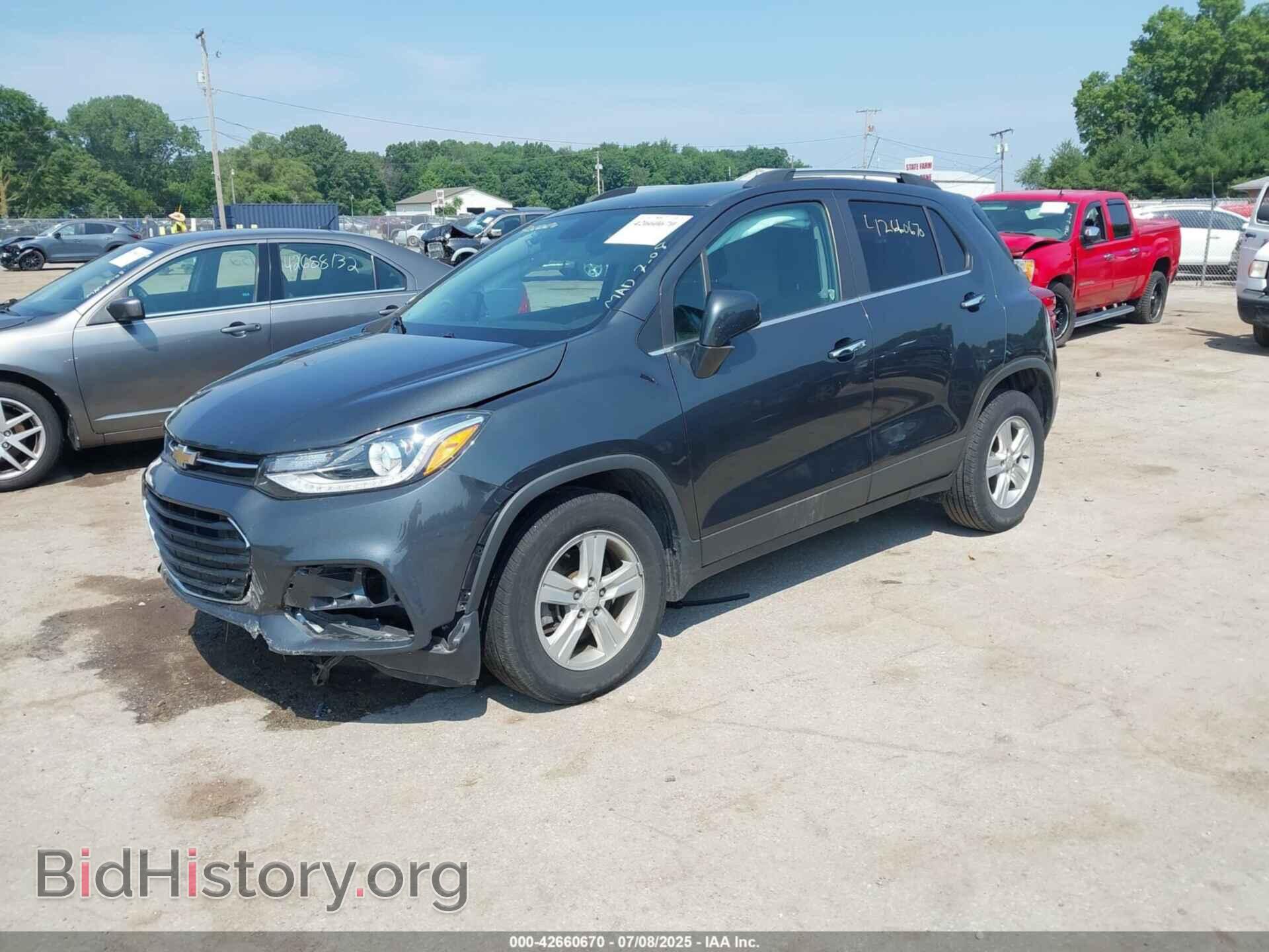2019 CHEVROLET TRAX - VIN: 3GNCJLSB3KL328648 - Фото 2