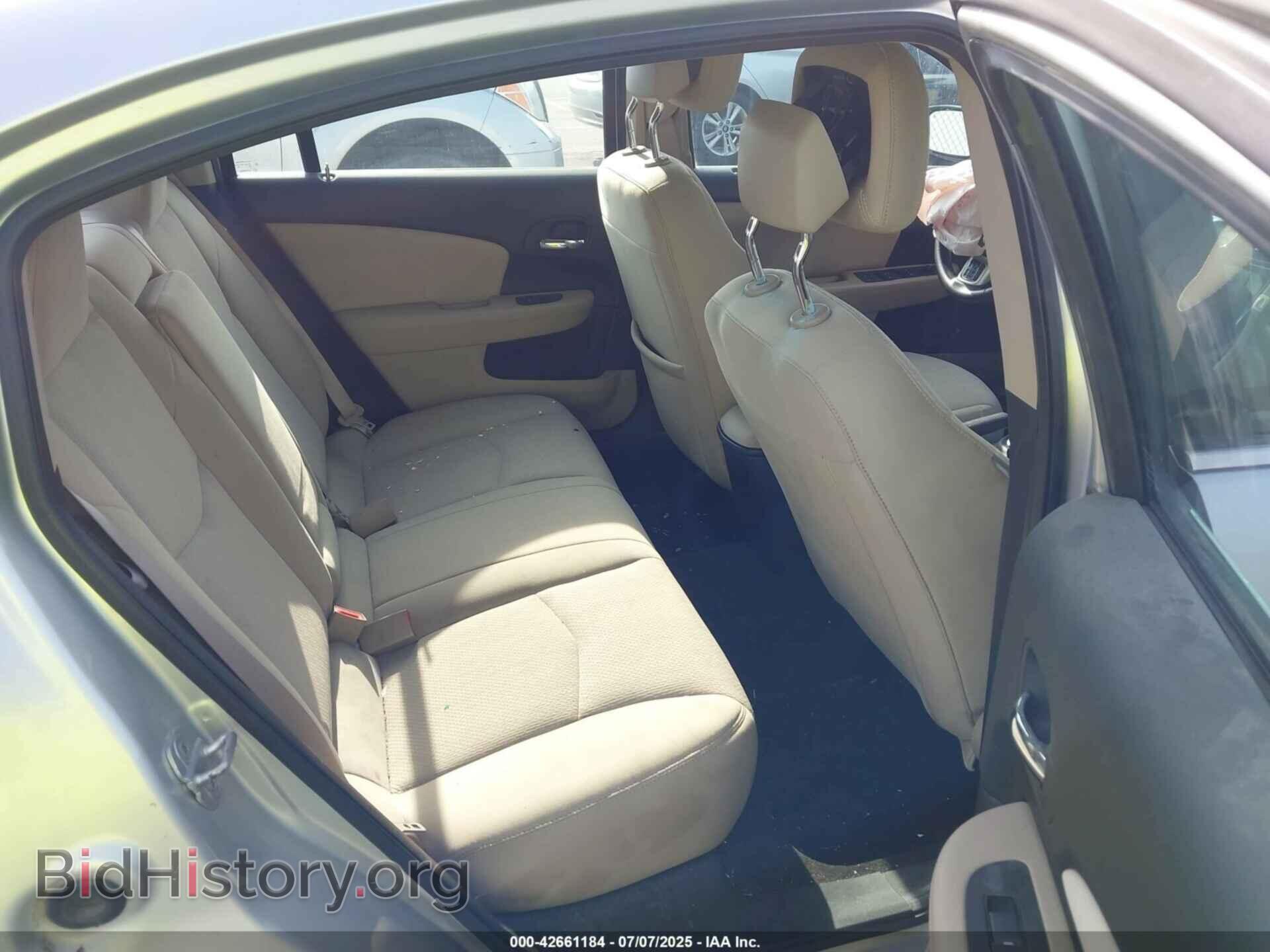 2011 CHRYSLER 200 - VIN: 1C3BC1FB9BN612481 - Фото 8