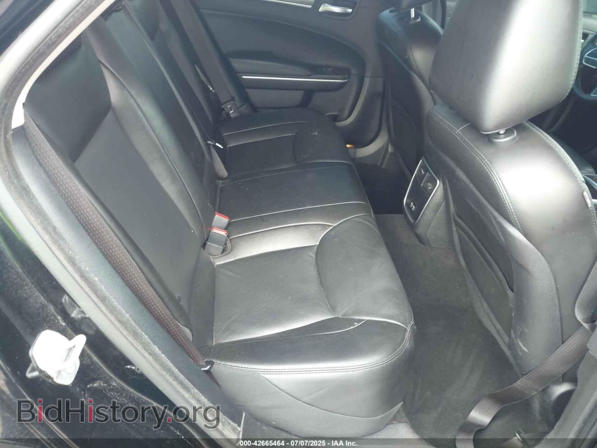 2021 CHRYSLER 300 - VIN: 2C3CCAAG6MH676142 - Фото 8