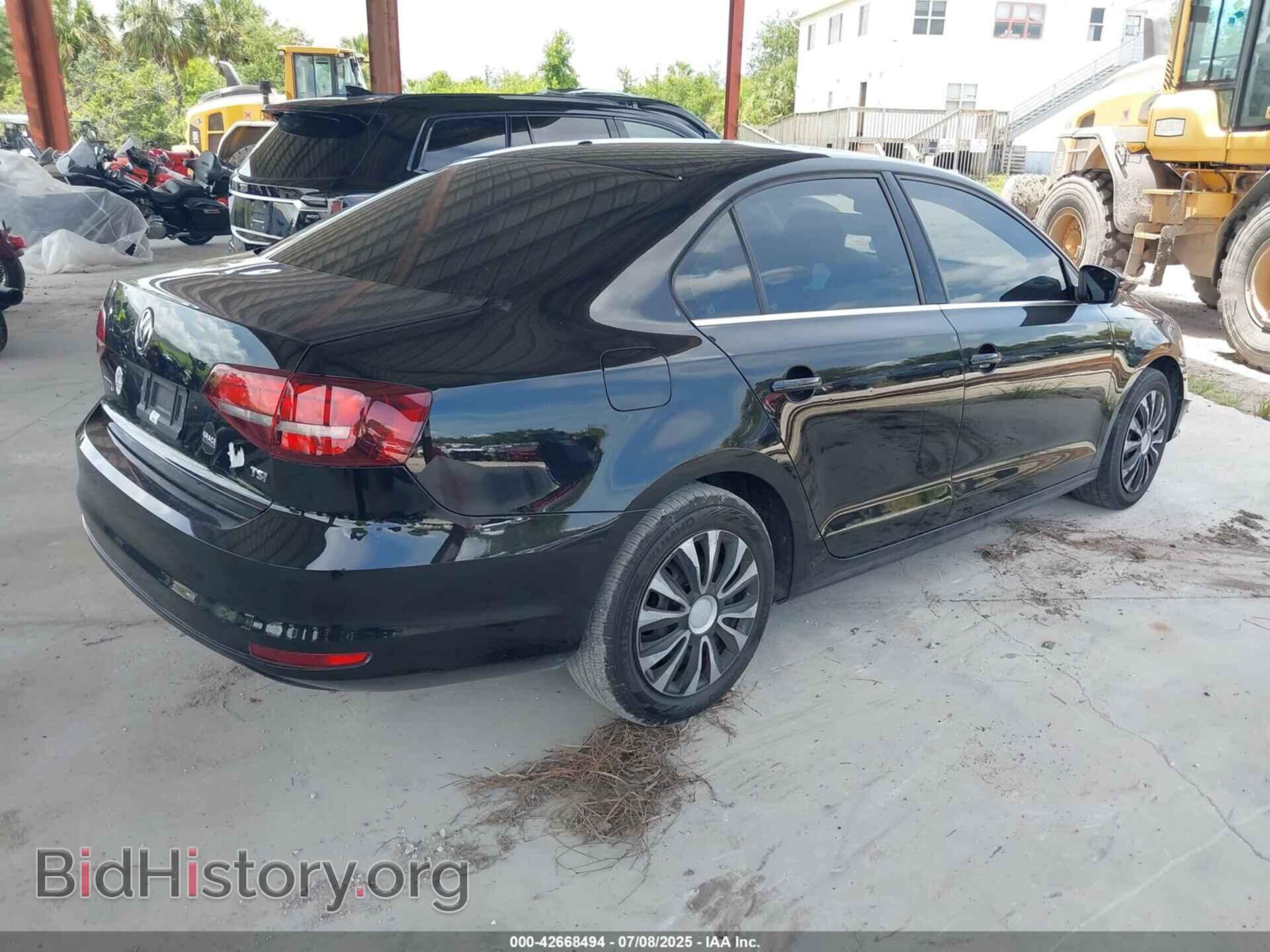 2017 VOLKSWAGEN JETTA - VIN: 3VW2B7AJ3HM397535 - Фото 4