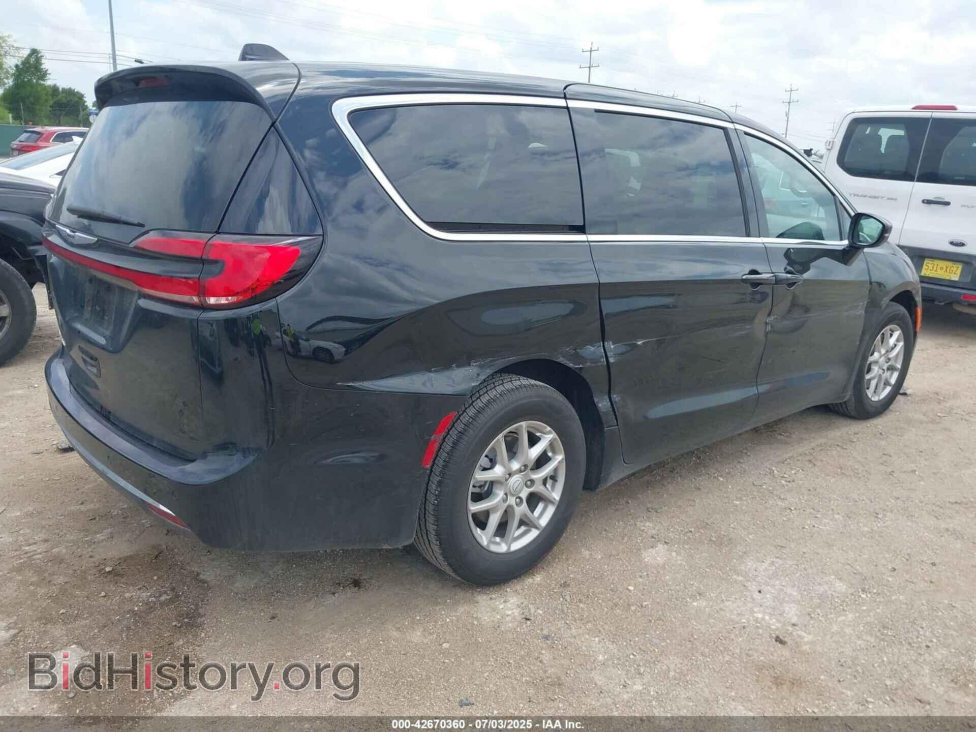 2025 CHRYSLER PACIFICA - VIN: 2C4RC1BG6SR585805 - Photo 4