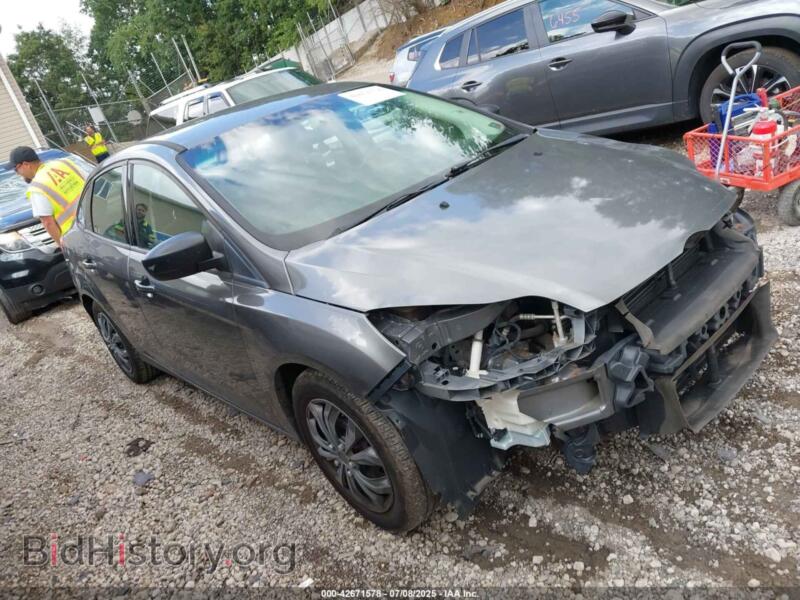 2012 Ford FOCUS SE (VIN 1FAHP3F29CL310052) — photo 1 of 17, IAAI, damage: front end