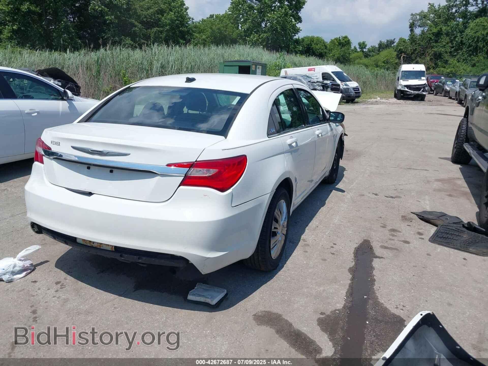 2014 CHRYSLER 200 - VIN: 1C3CCBAB2EN145278 - Фото 4