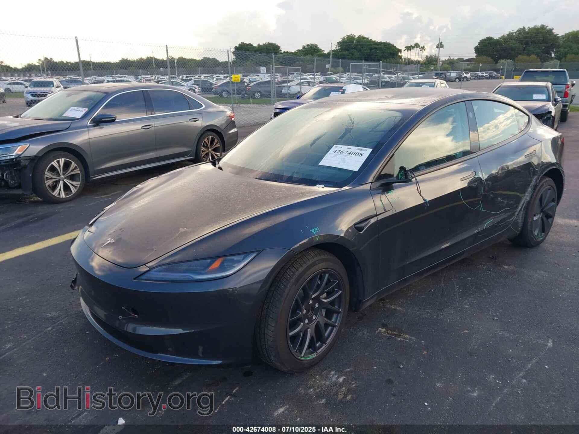 2025 TESLA MODEL 3 - VIN: 5YJ3E1EA9SF999728 - Фото 2