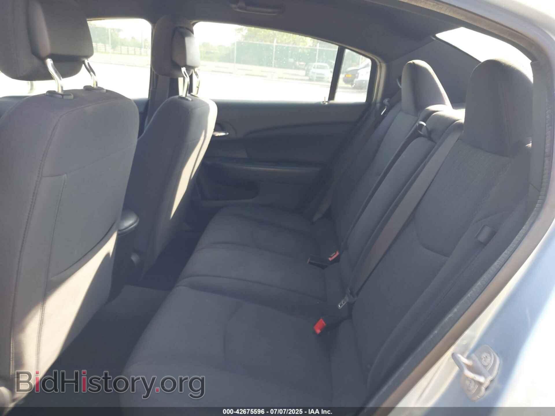 2013 CHRYSLER 200 - VIN: 1C3CCBBB0DN705795 - Фото 8