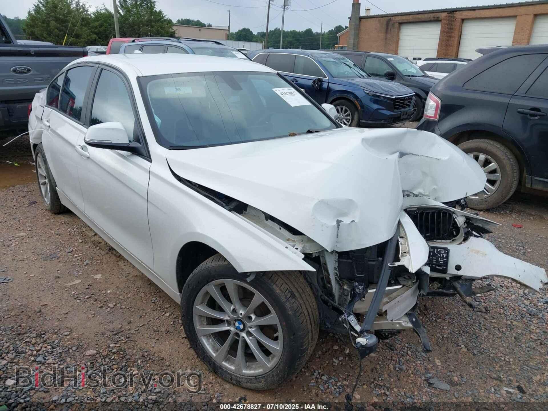 Фотография WBA8E5G39HNU43504 - BMW 320I 2017