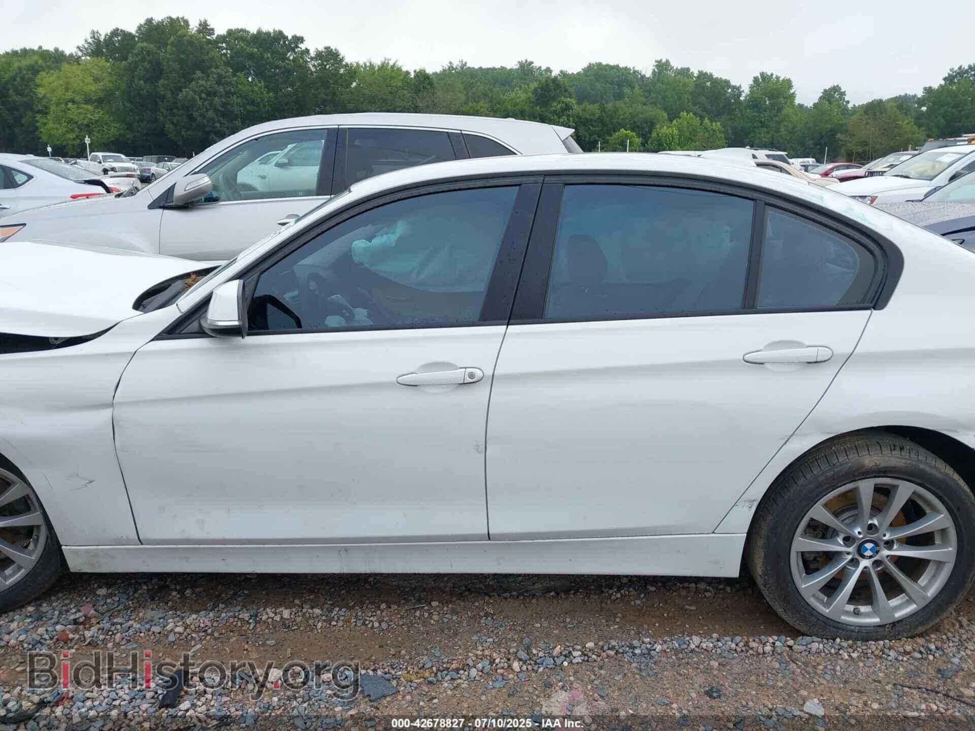 2017 BMW 320I - VIN: WBA8E5G39HNU43504 - Фото 13