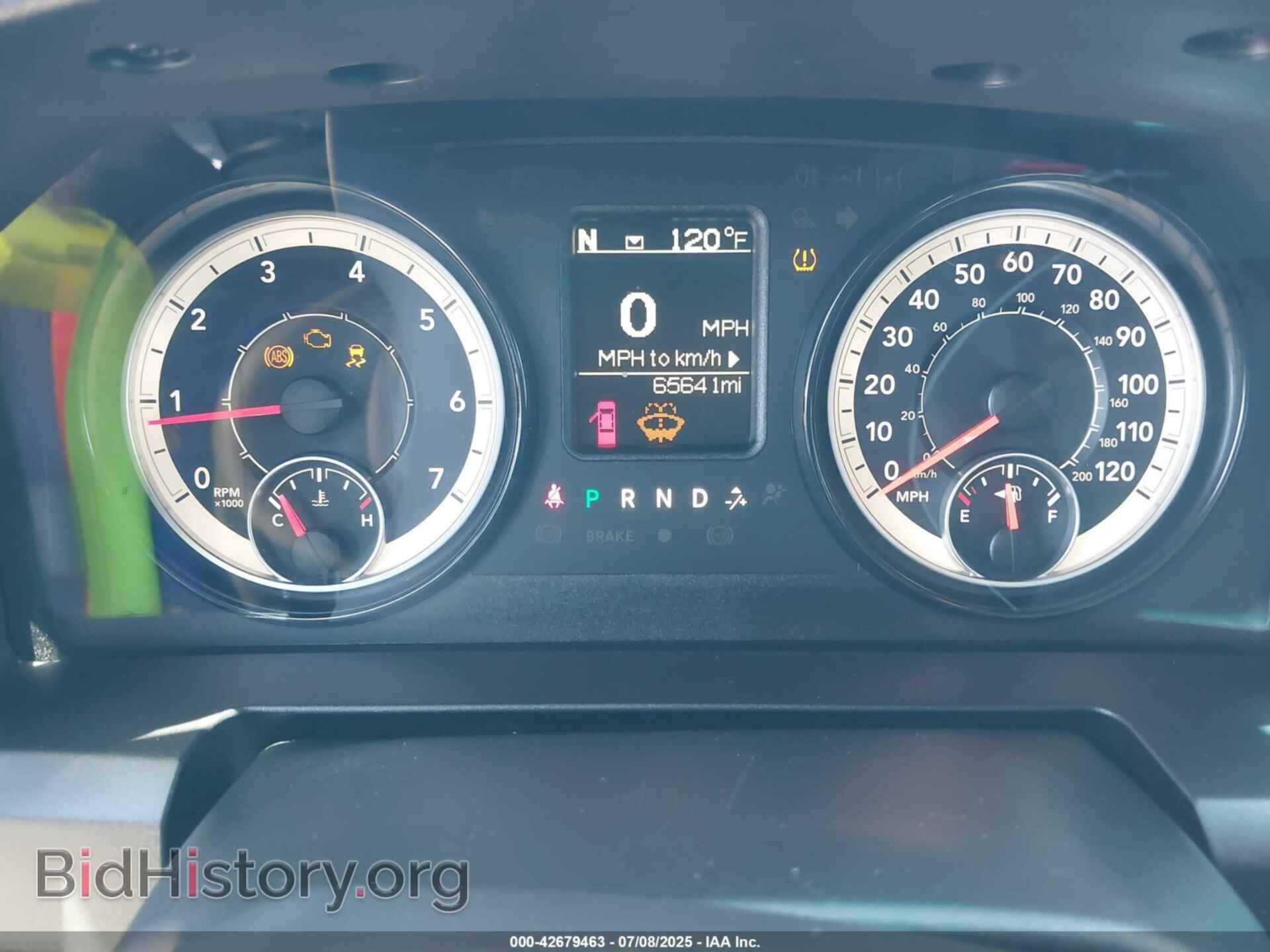 2018 RAM 1500 - VIN: 1C6RR7FG9JS248593 - Фото 7