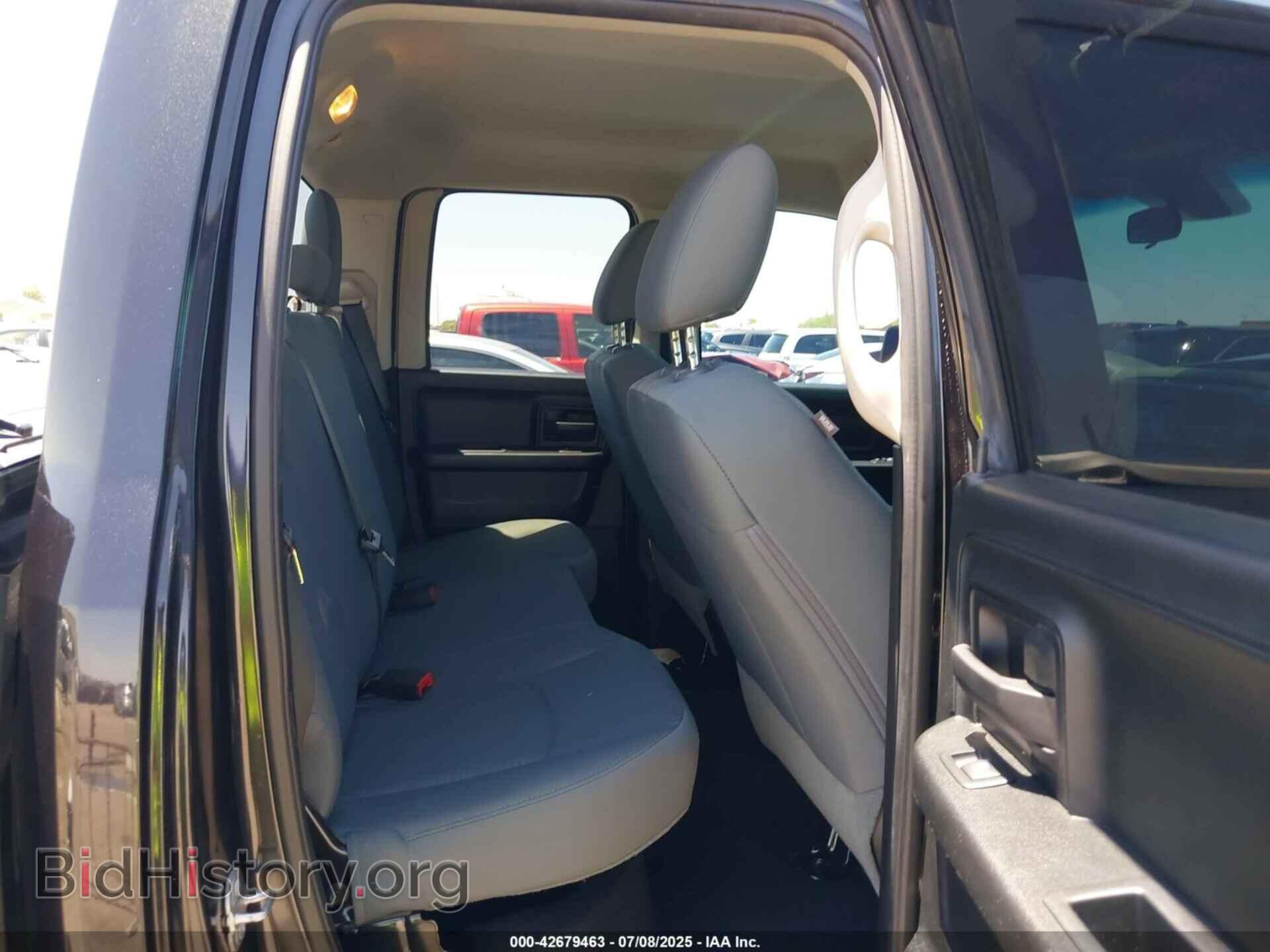 2018 RAM 1500 - VIN: 1C6RR7FG9JS248593 - Фото 8