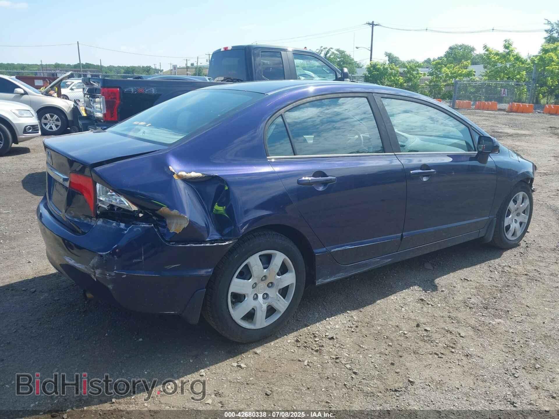2010 HONDA CIVIC - VIN: 19XFA1F58AE020022 - Фото 4