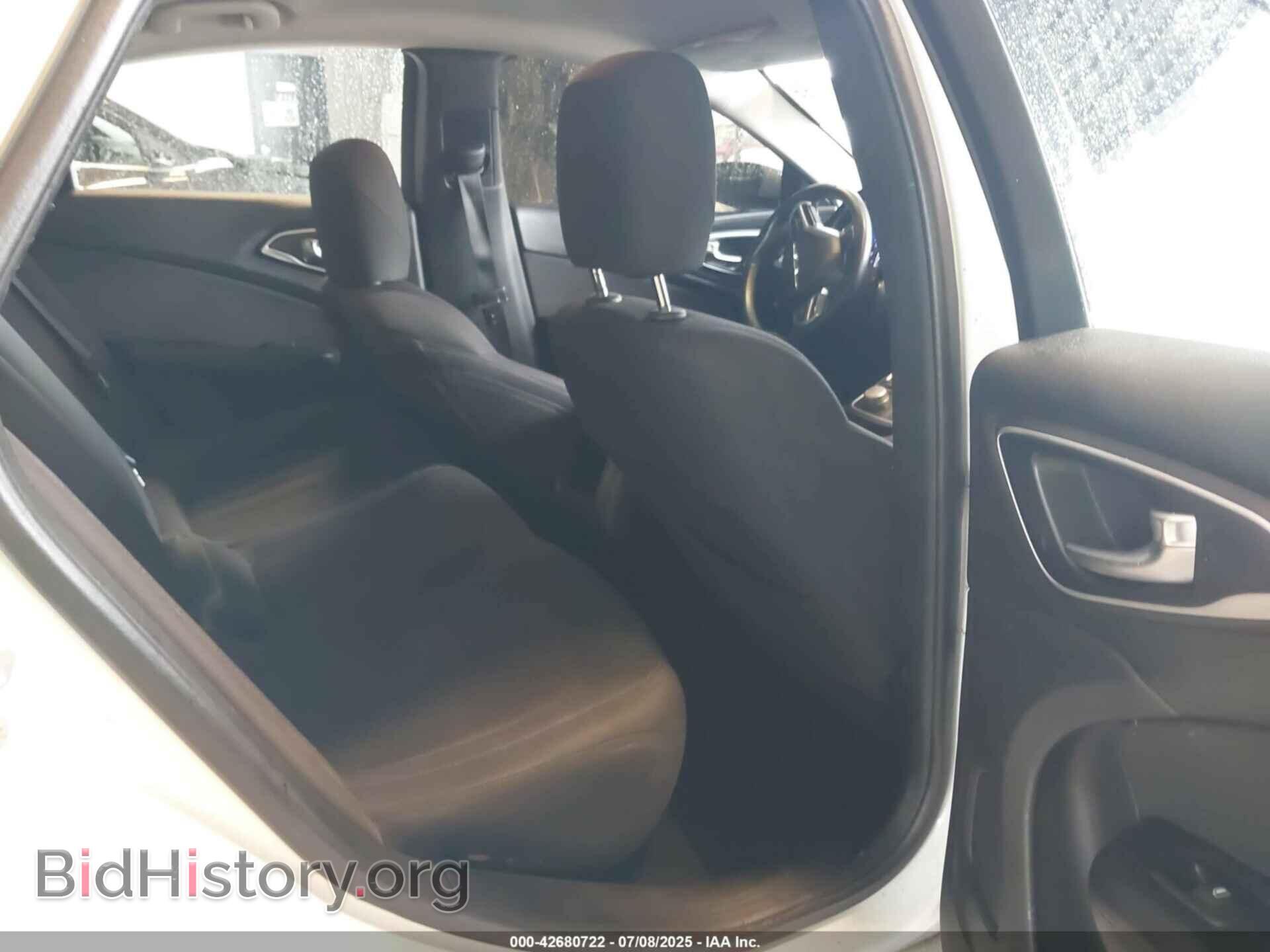 2015 CHRYSLER 200 - VIN: 1C3CCCAB5FN596003 - Фото 8