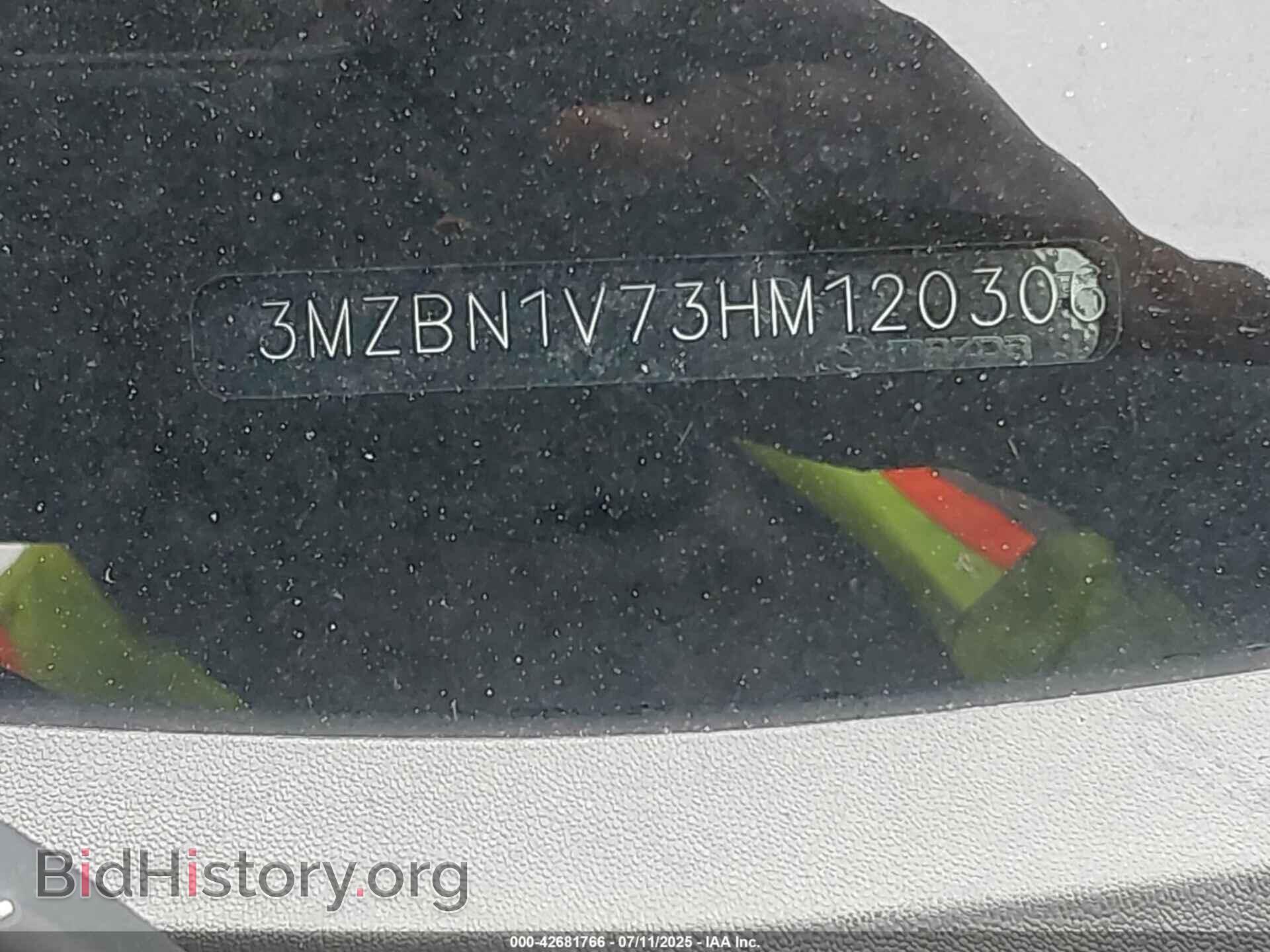 2017 MAZDA MAZDA3 - VIN: 3MZBN1V73HM120306 - Фото 17