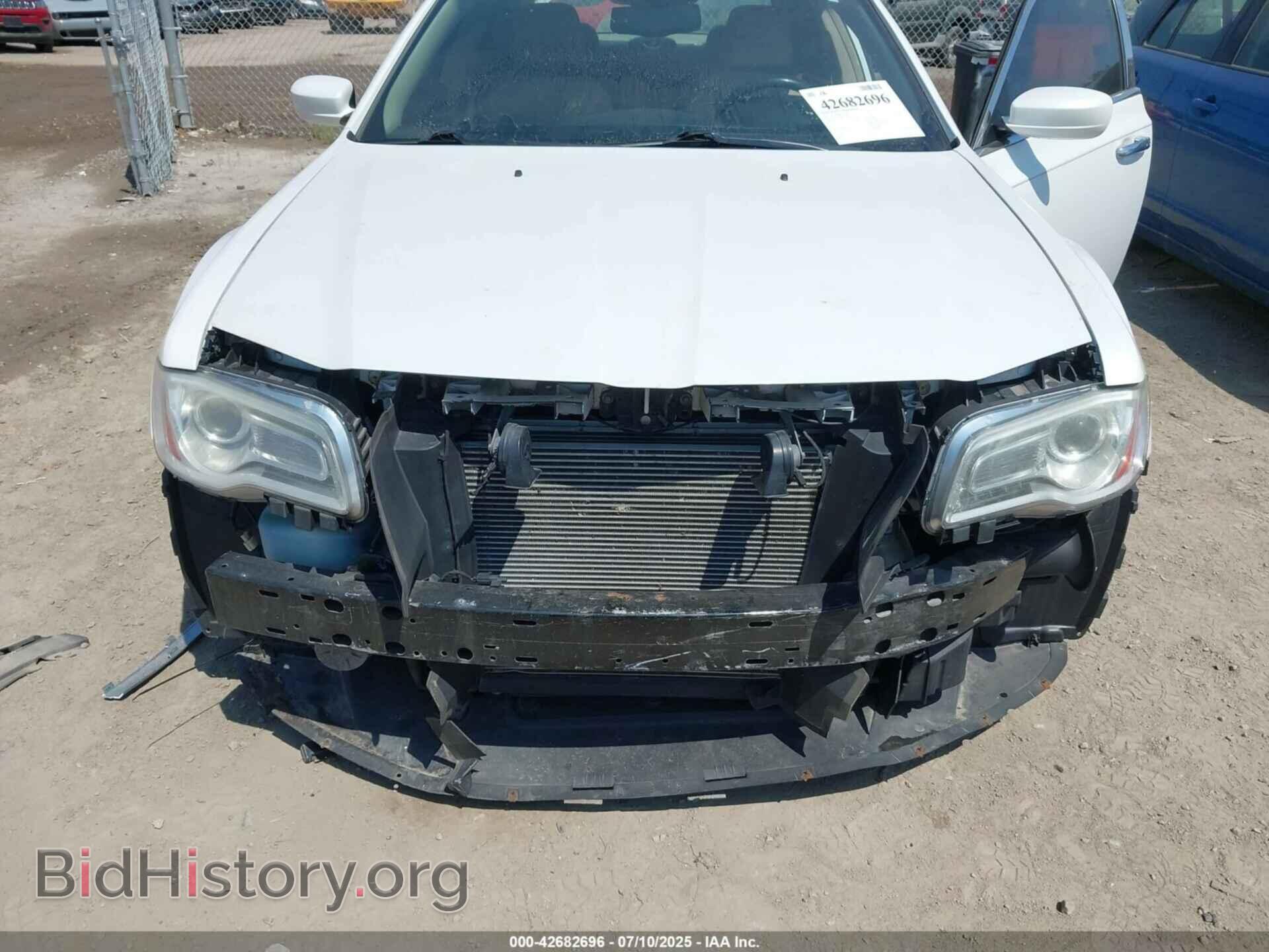 2012 CHRYSLER 300 - VIN: 2C3CCAAG6CH105264 - Photo 6