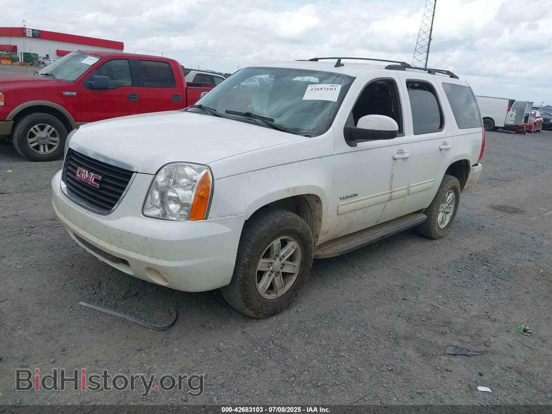 2014 GMC YUKON - VIN: 1GKS2AE06ER178729 - Фото 2
