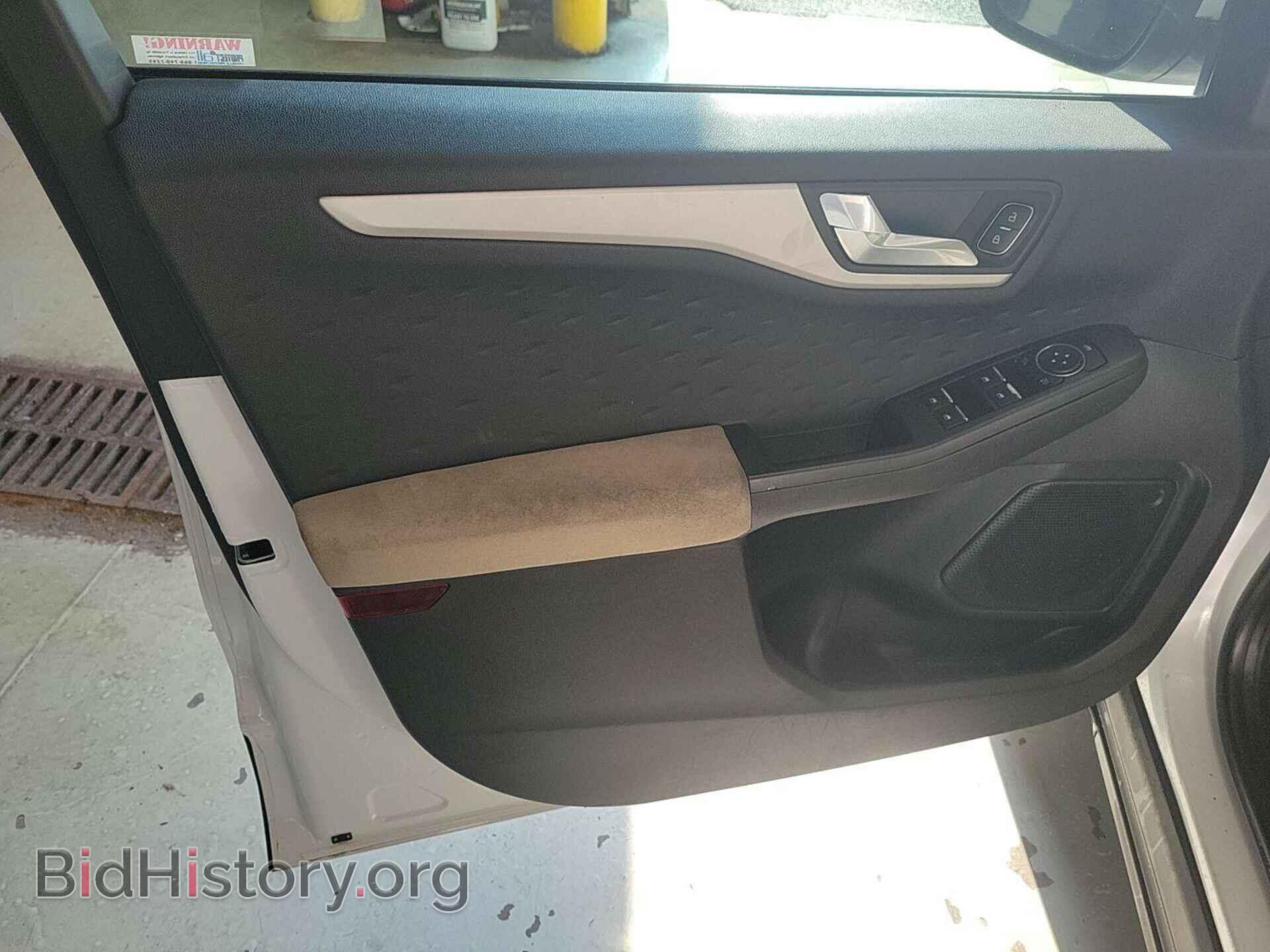 2020 FORD ESCAPE - VIN: 1FMCU9G69LUA21048 - Photo 3