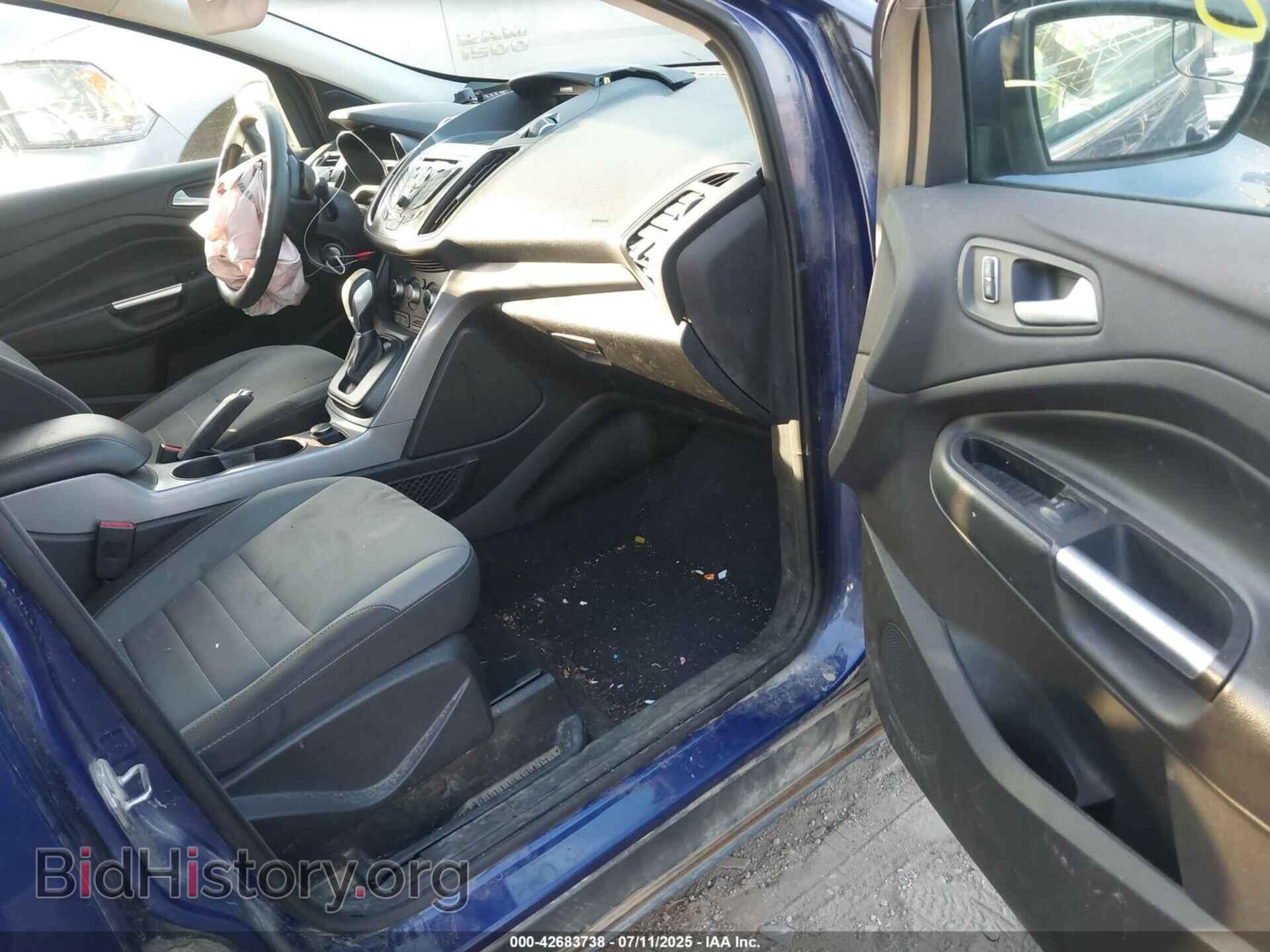 2016 FORD ESCAPE - VIN: 1FMCU0G71GUB69902 - Фото 5