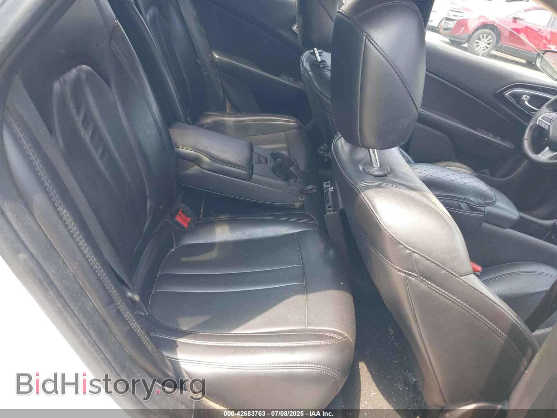 2015 CHRYSLER 200 - VIN: 1C3CCCCB3FN571985 - Фото 8