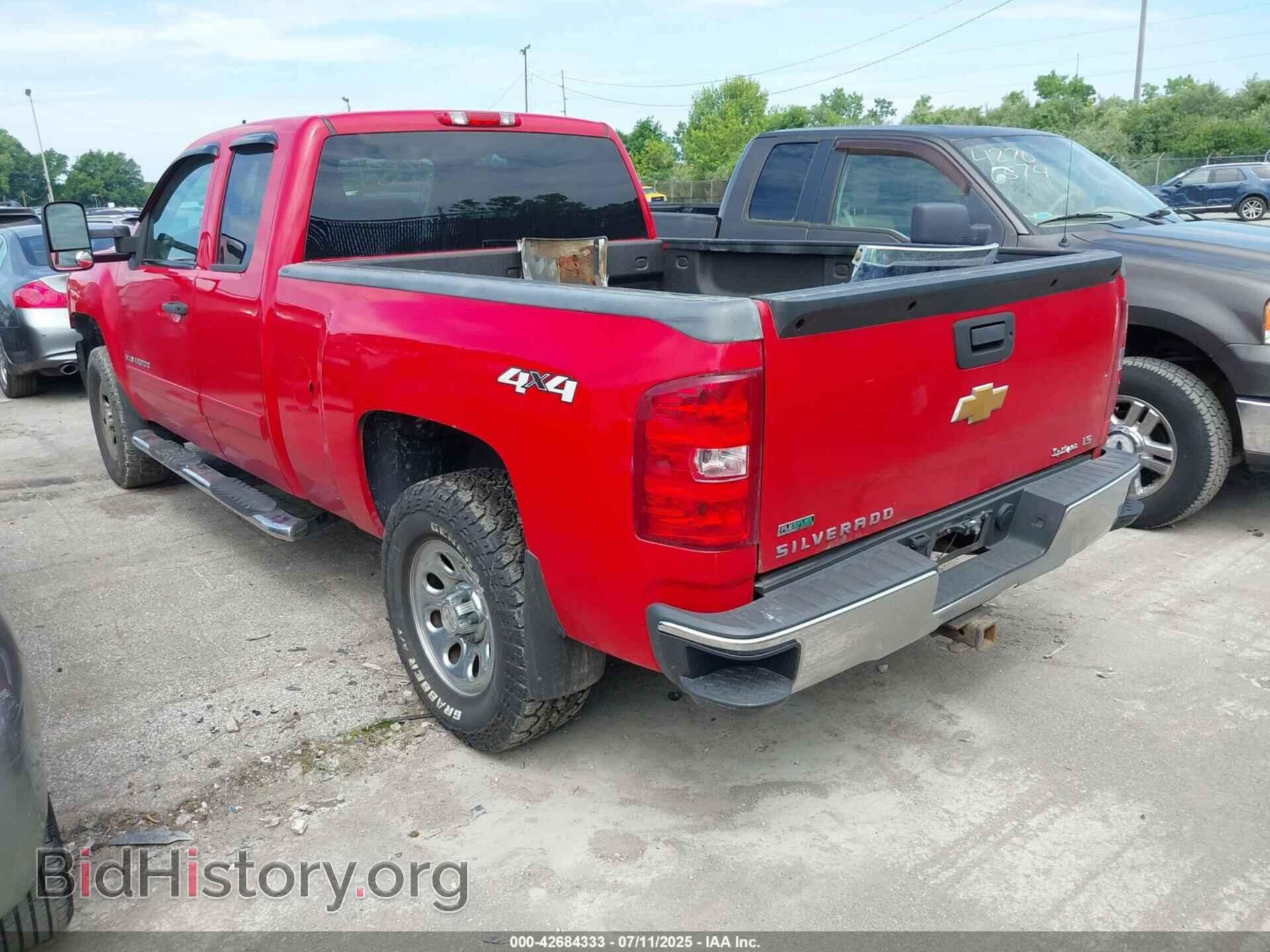 2012 CHEVROLET SILVERADO 1500 - VIN: 1GCRKREA9CZ117700 - Фото 3