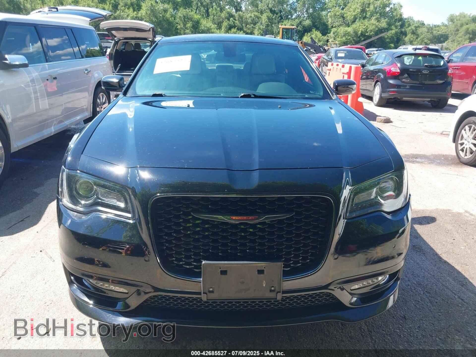 2021 CHRYSLER 300 - VIN: 2C3CCABG6MH660747 - Фото 12